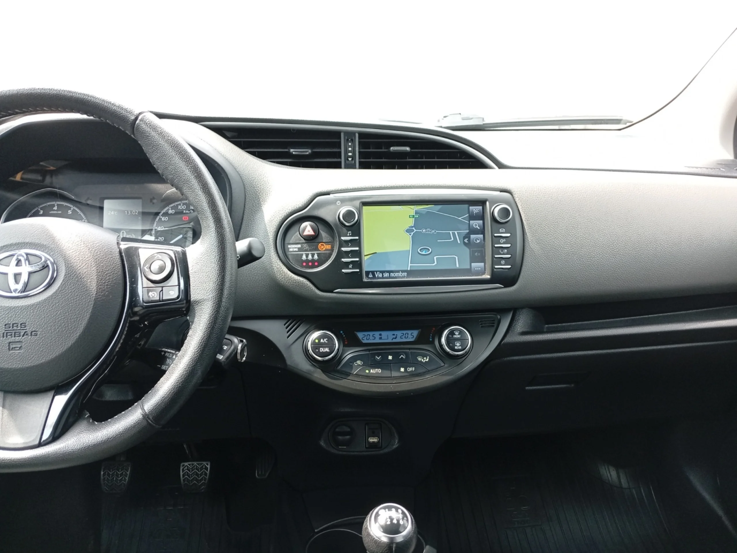 TOYOTA Yaris 1.5 110 ACTIVE TECH - Foto 9