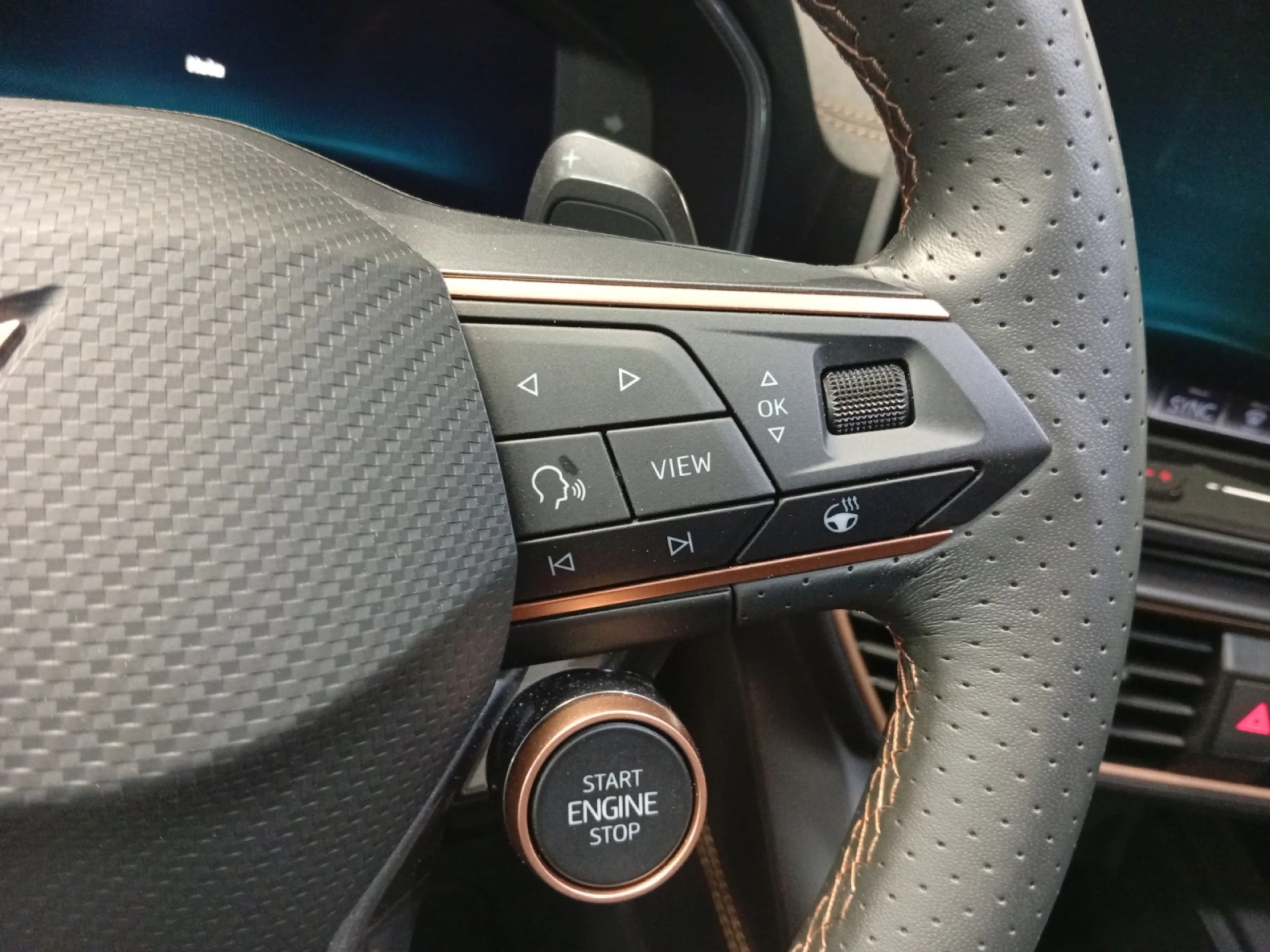 CUPRA LEON 1.5 ETSI 110KW (150CV) DSG - Foto 12