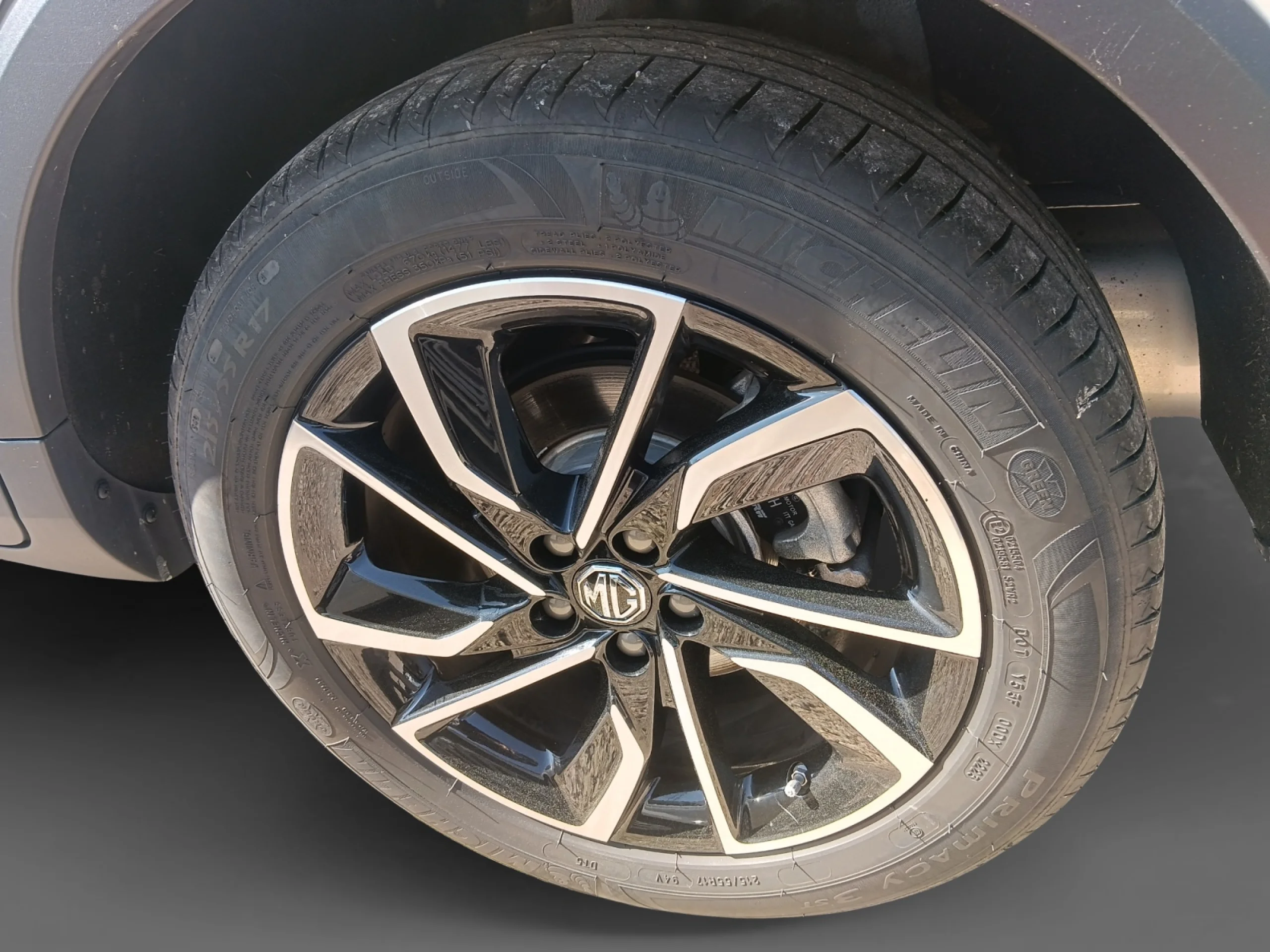 MG Zs 1.0T LUXURY - Foto 9