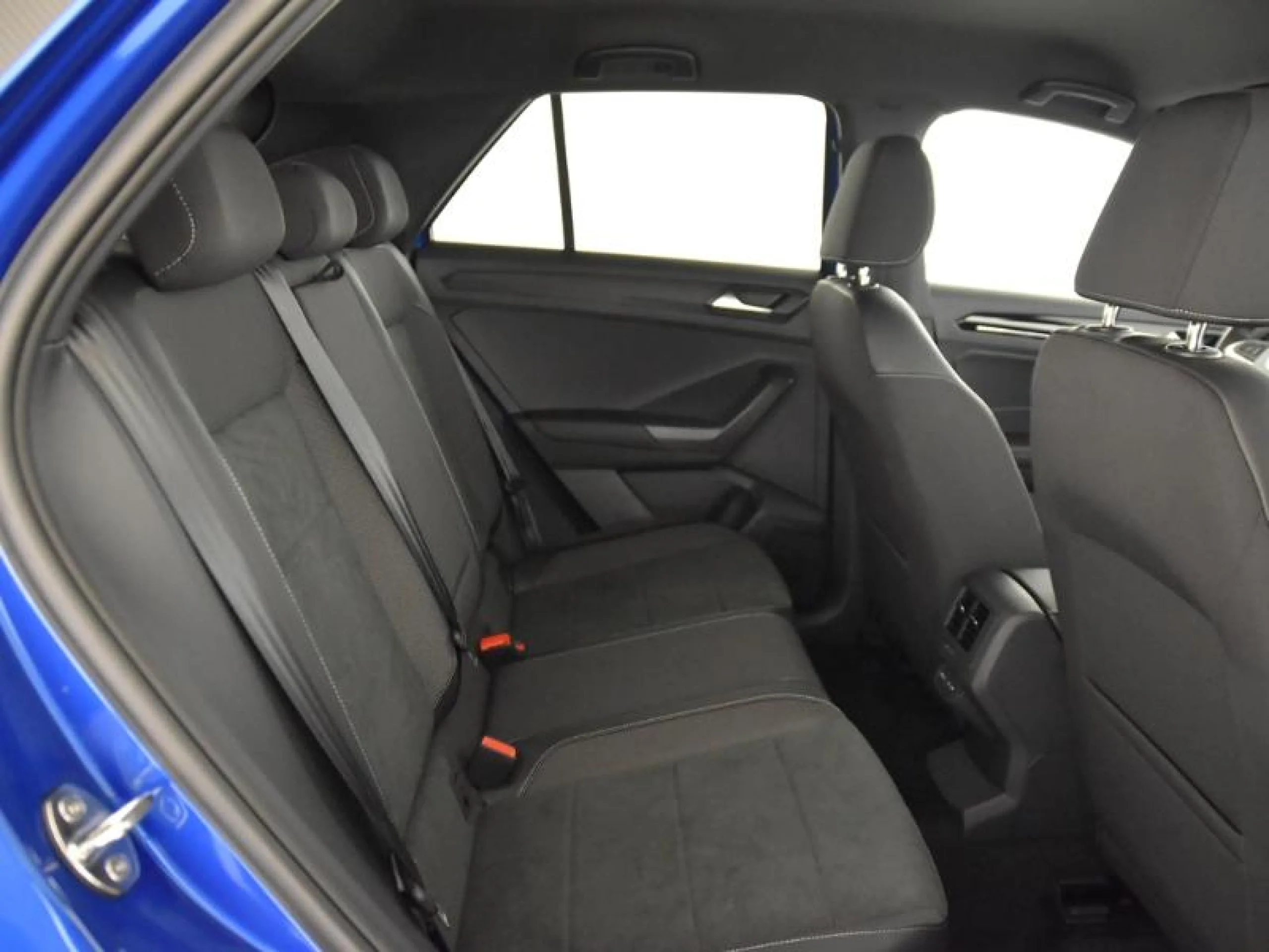 VOLKSWAGEN T ROC T ROC DARK LINE 1.5 TSI 110 KW (150 CV)  AUTOMÁTICO DSG 7 VEL. - Foto 6