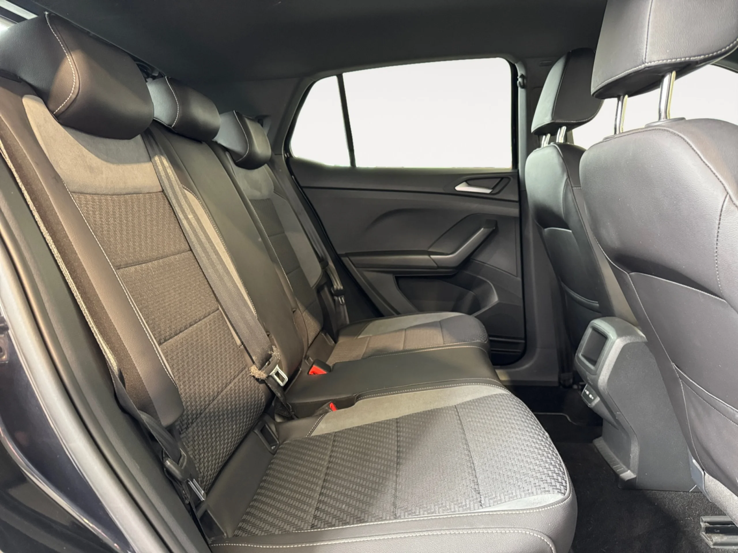 VOLKSWAGEN T CROSS SPORT 1.5 TSI 110KW (150CV) DSG - Foto 6