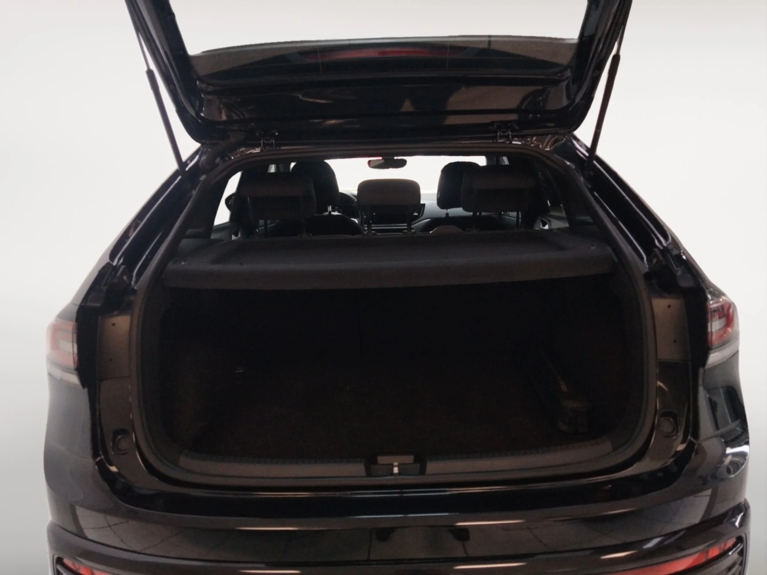 VOLKSWAGEN TAIGO R LINE 1.5 TSI 110KW (150CV) DSG - Foto 7