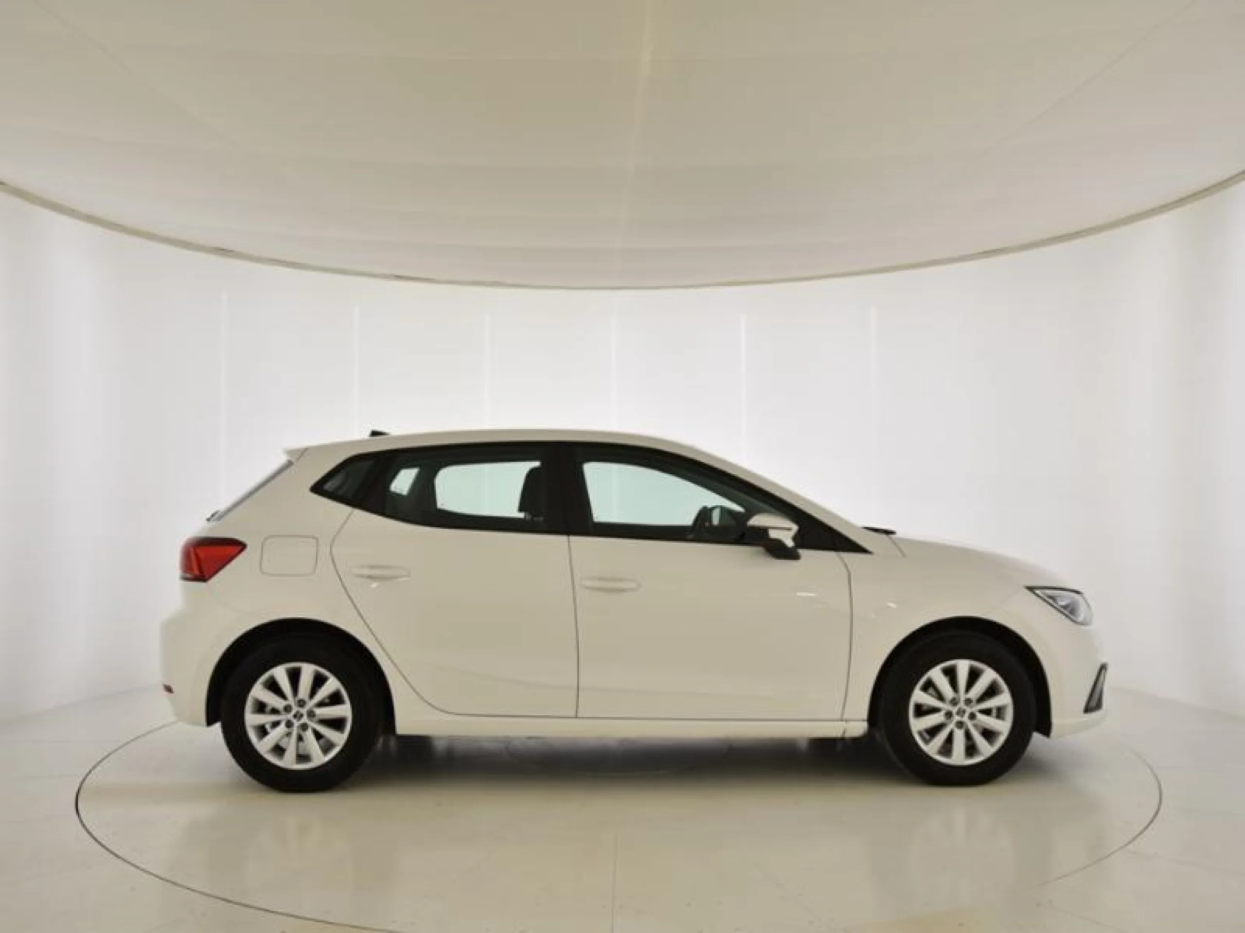 SEAT IBIZA 1.0 TSI 81KW (110CV) STYLE PLUS - Foto 3