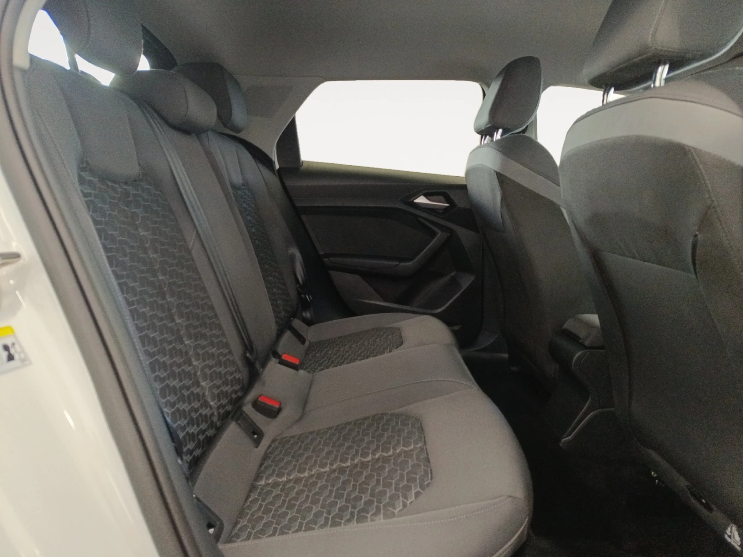 AUDI A1 SPORTBACK ADRENALIN BLACK ED 30TFSI 85KW - Foto 6