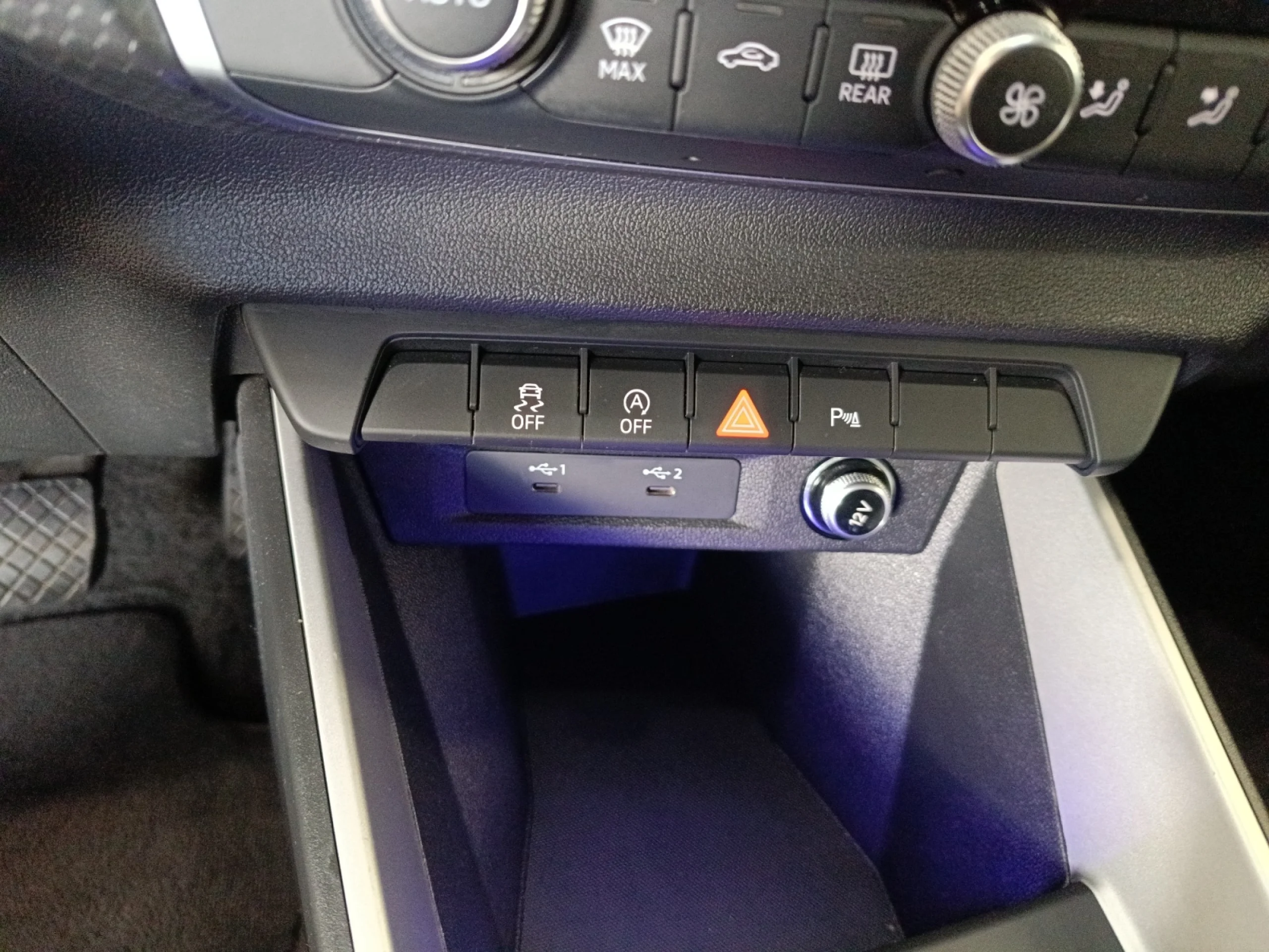 AUDI A1 SPORTBACK ADRENALIN BLACK ED 30TFSI 85KW - Foto 13