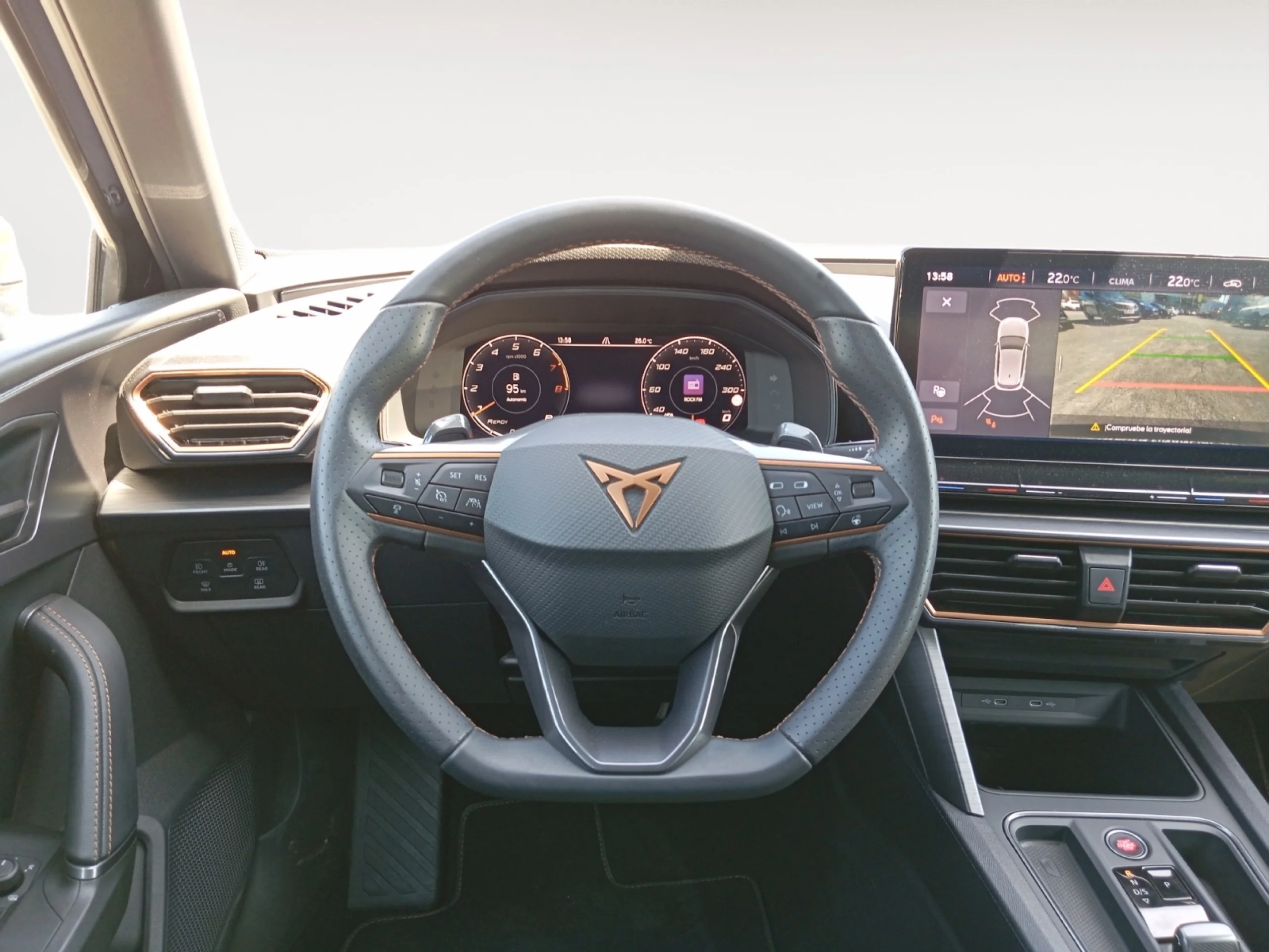 CUPRA LEON 1.5 ETSI 110KW (150CV) DSG - Foto 11