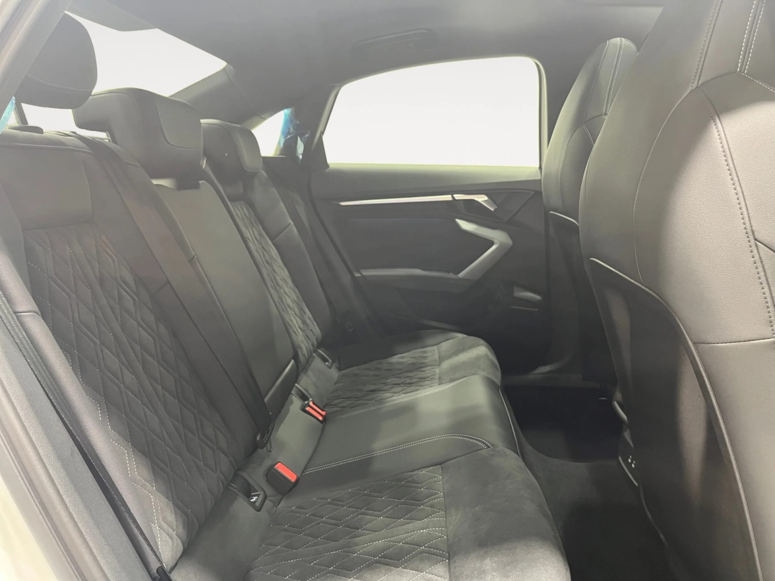 AUDI A3 SEDAN BLACK LINE TFSI 110KW S TRONIC - Foto 6