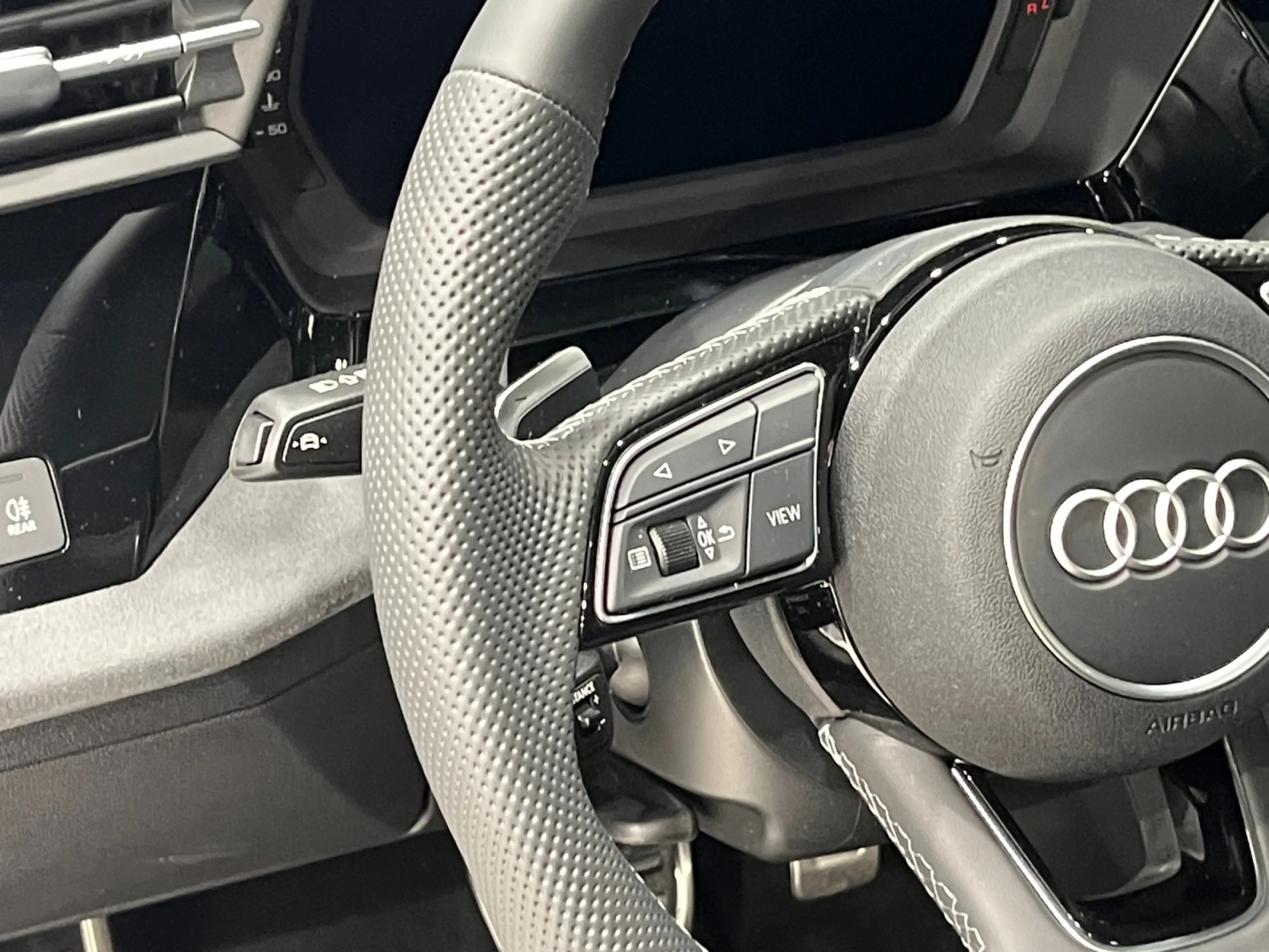 AUDI A3 SEDAN BLACK LINE TFSI 110KW S TRONIC - Foto 11