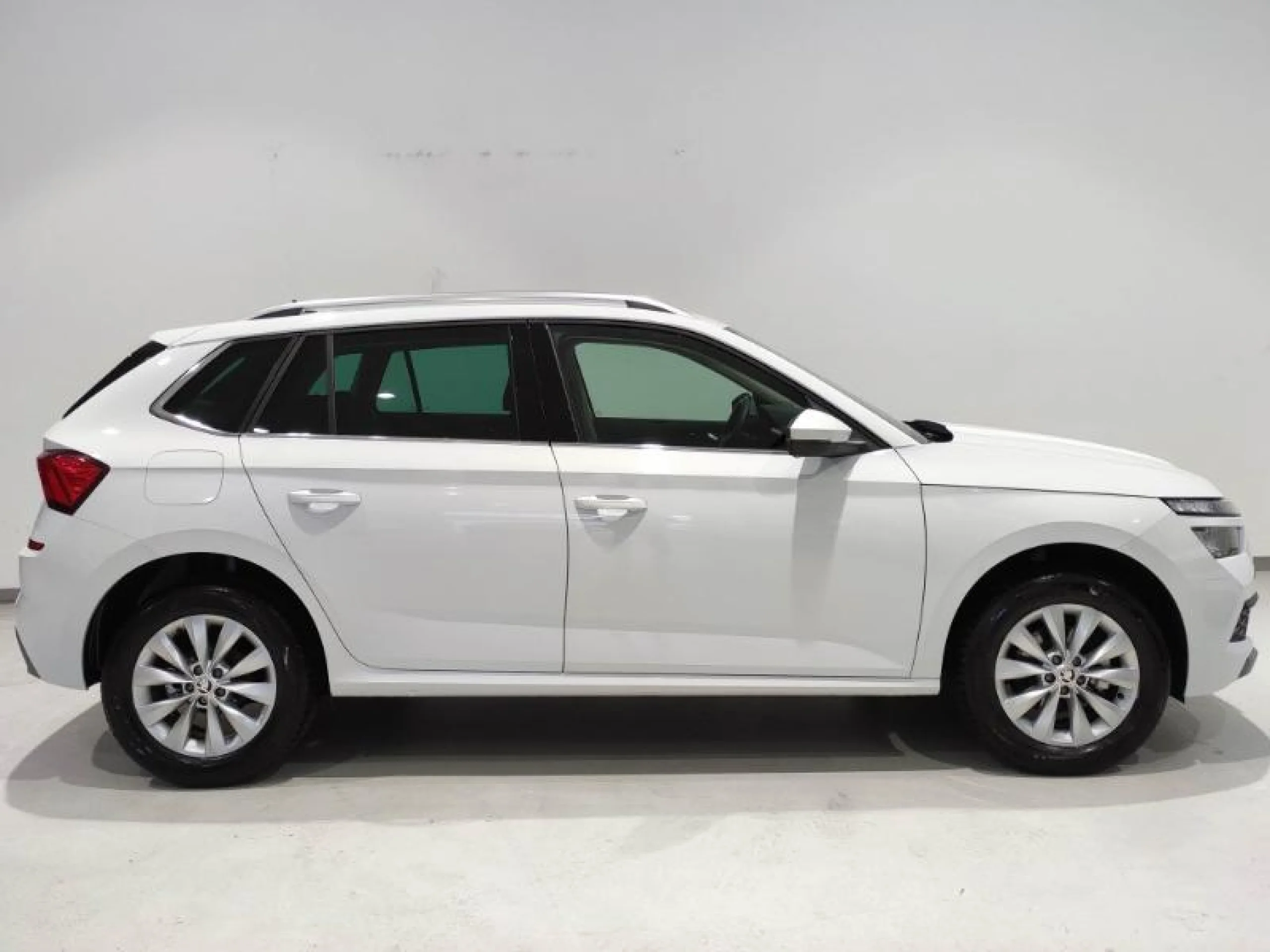 SKODA KAMIQ 1.0 TSI 81KW (110CV) EMOTION - Foto 3