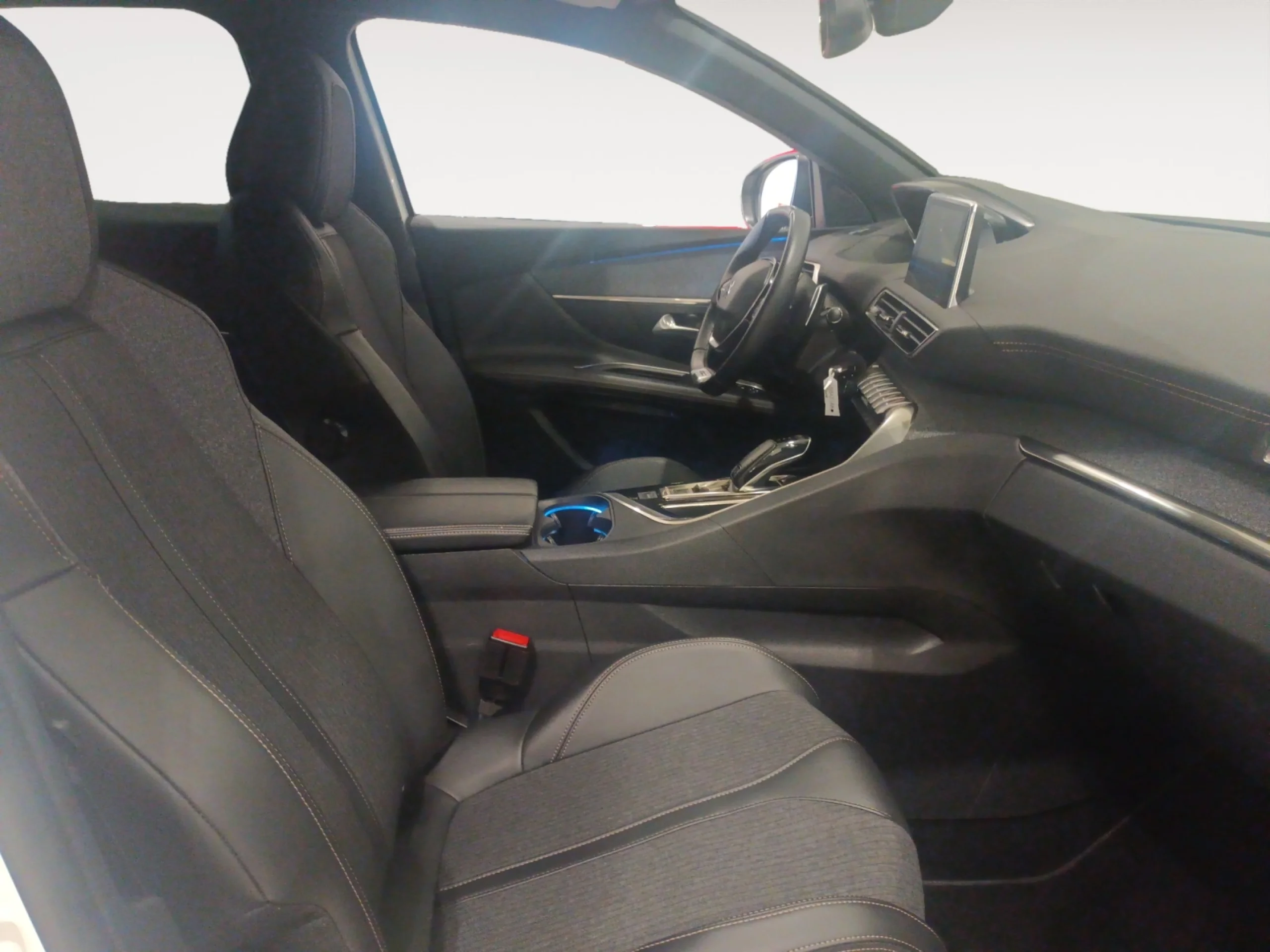 PEUGEOT 3008 1.5 BLUE HDI 96 KW S/S GT LINE EAT8 - Foto 5