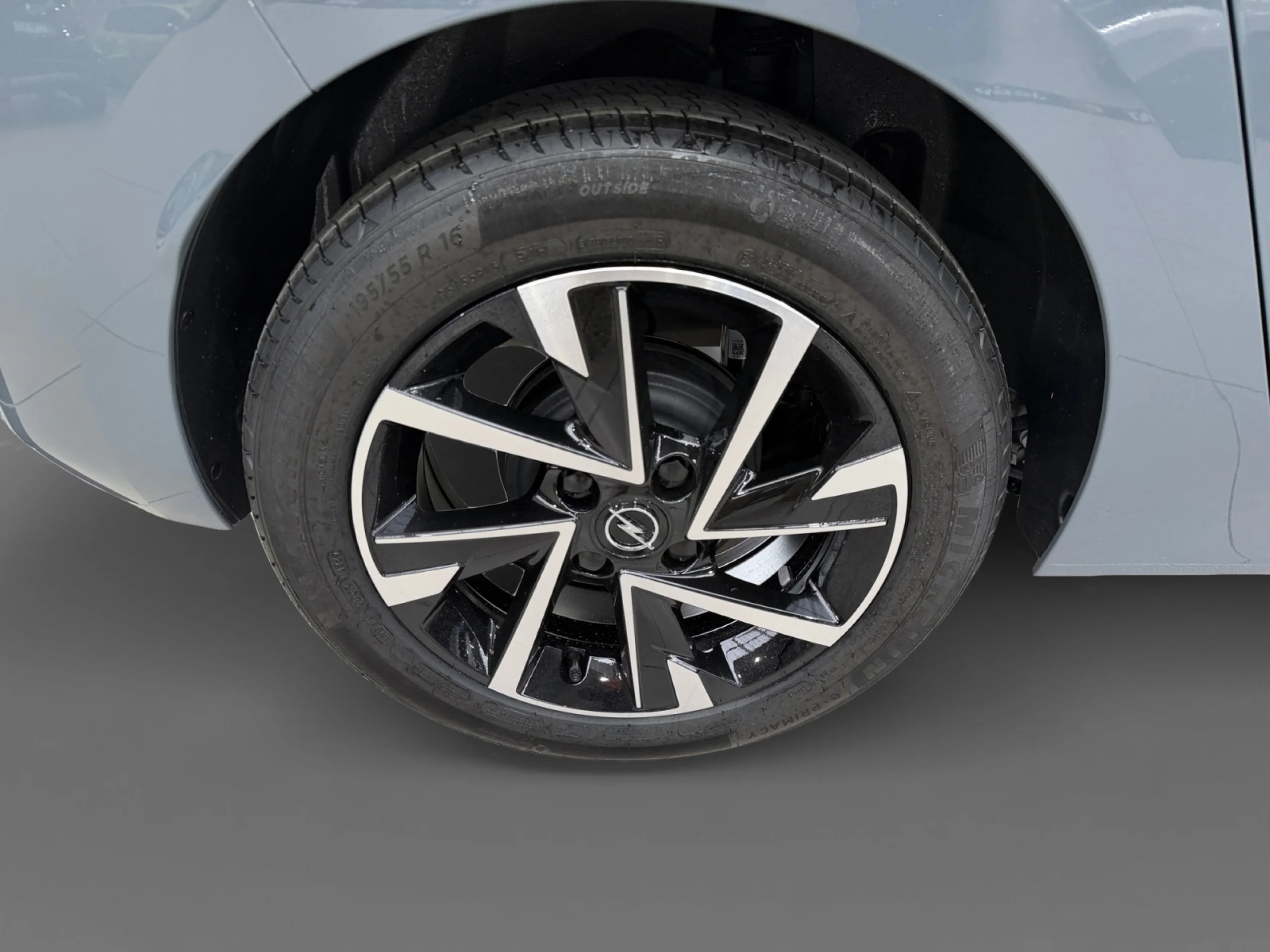 OPEL CORSA 1.2T XHL 74KW (100CV) GS - Foto 8