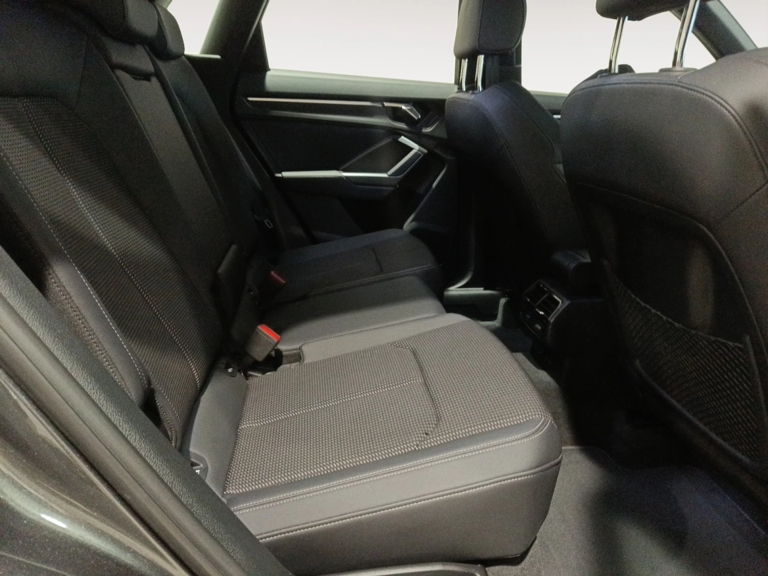 AUDI Q3 GENUIDE ED.35 TDI 110KW (150CV) S TRONIC - Foto 9