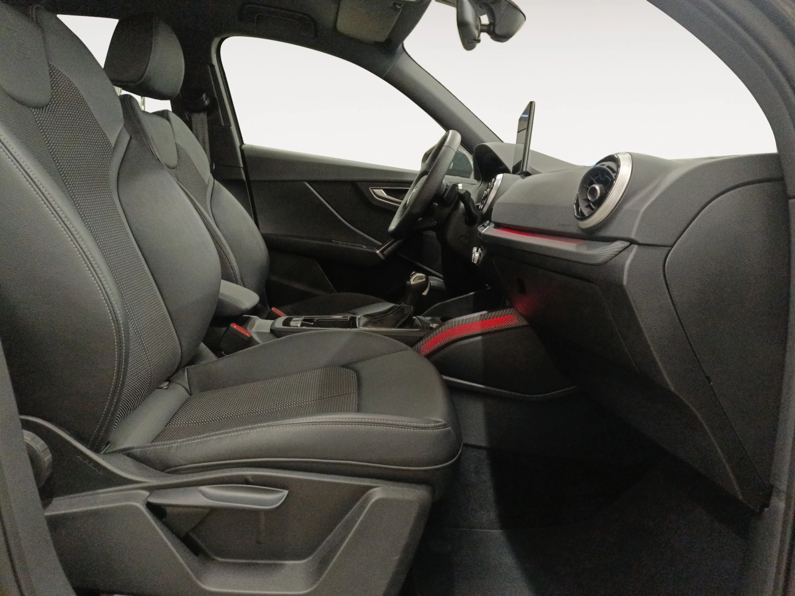 AUDI Q2 ADRENALIN EDITION 35 TDI 110KW S TRONIC - Foto 5