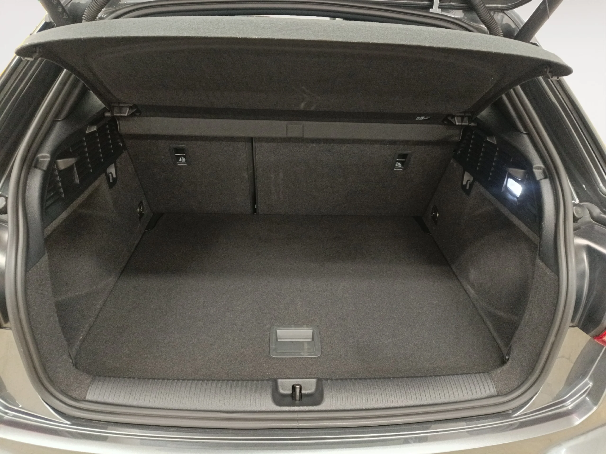 AUDI Q2 ADRENALIN EDITION 35 TDI 110KW S TRONIC - Foto 7