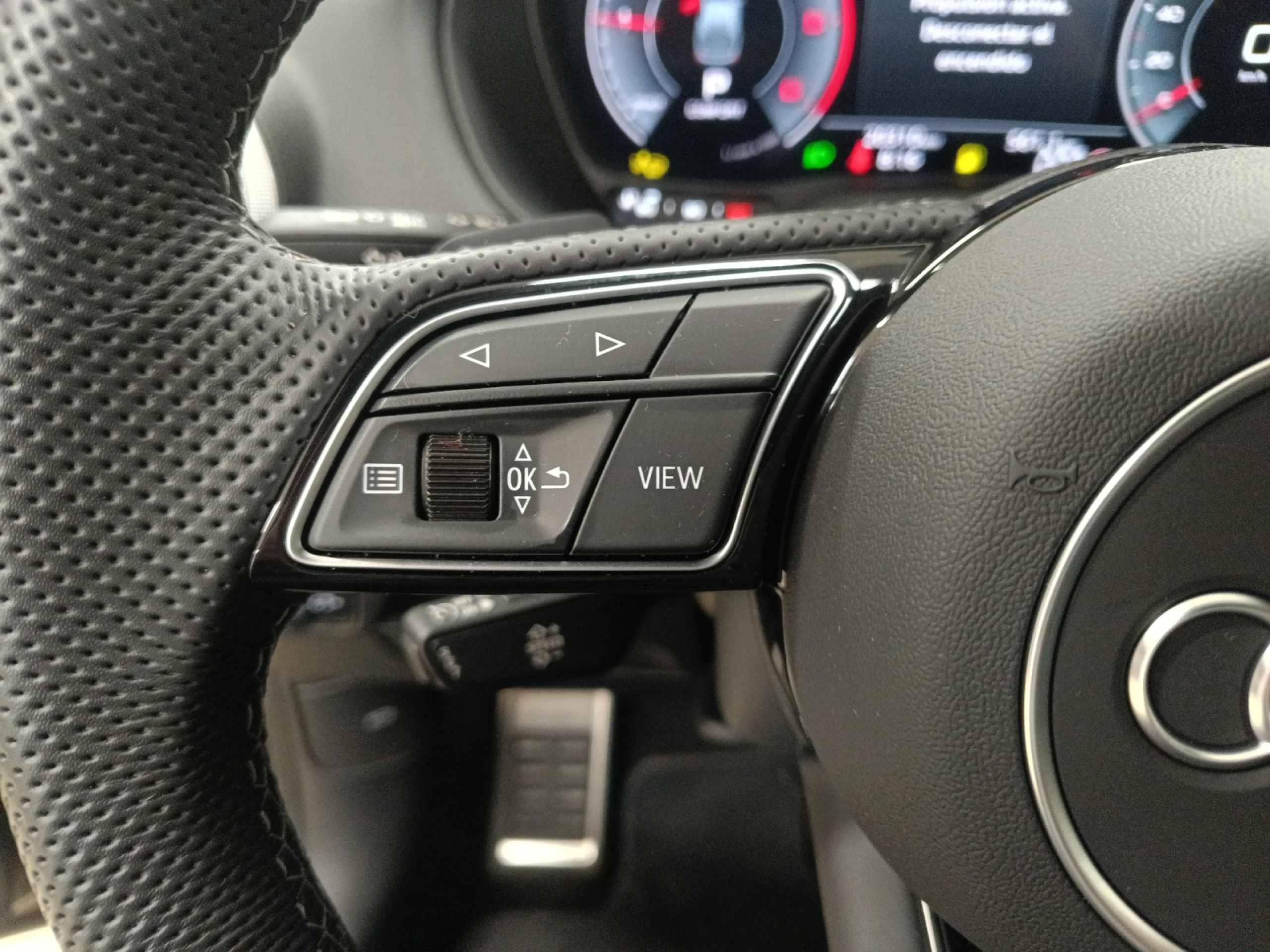 AUDI Q2 ADRENALIN EDITION 35 TDI 110KW S TRONIC - Foto 11