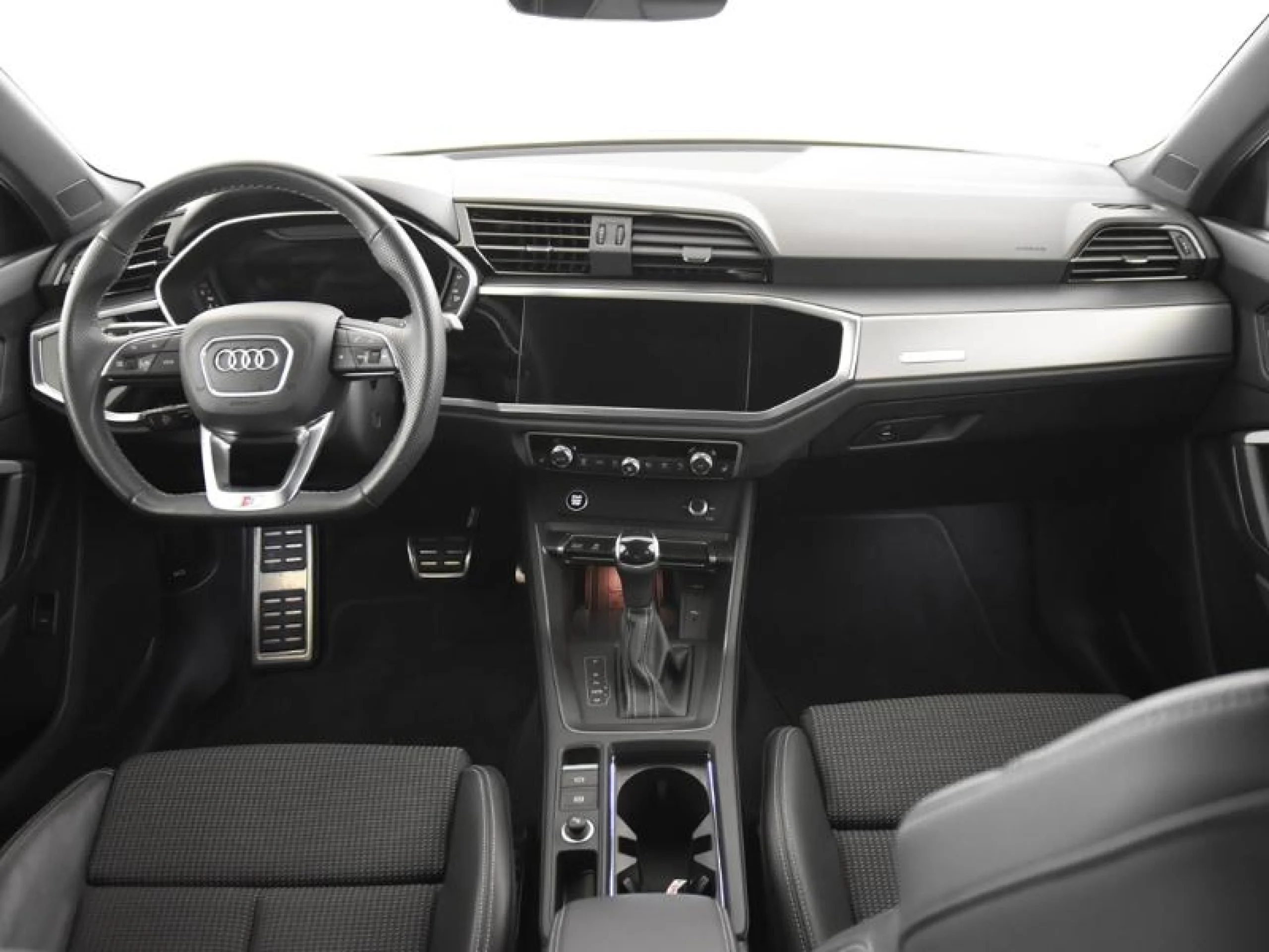 AUDI Q3 S LINE 35 TFSI 110KW (150CV) S TRONIC - Foto 4