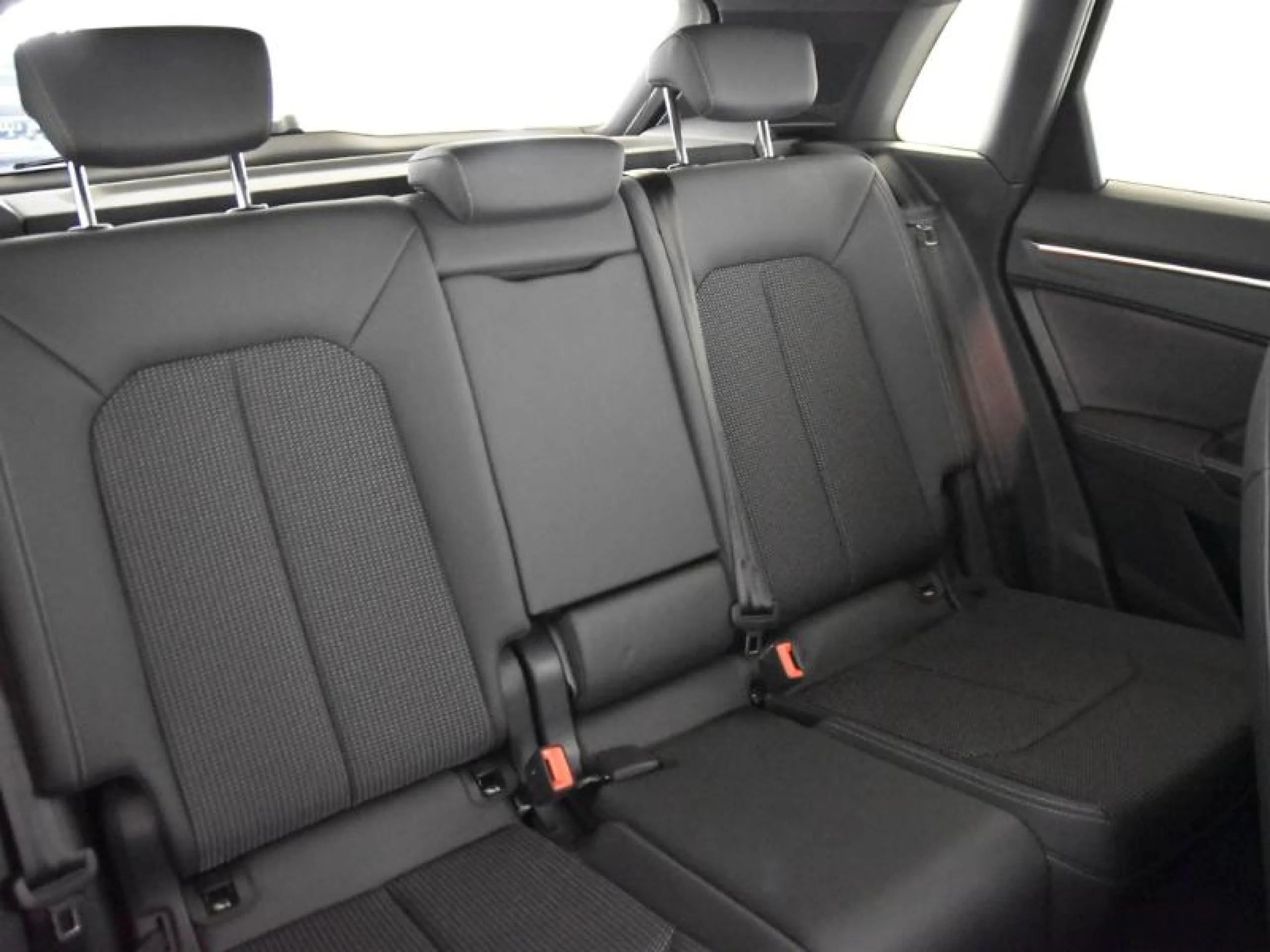 AUDI Q3 S LINE 35 TFSI 110KW (150CV) S TRONIC - Foto 5