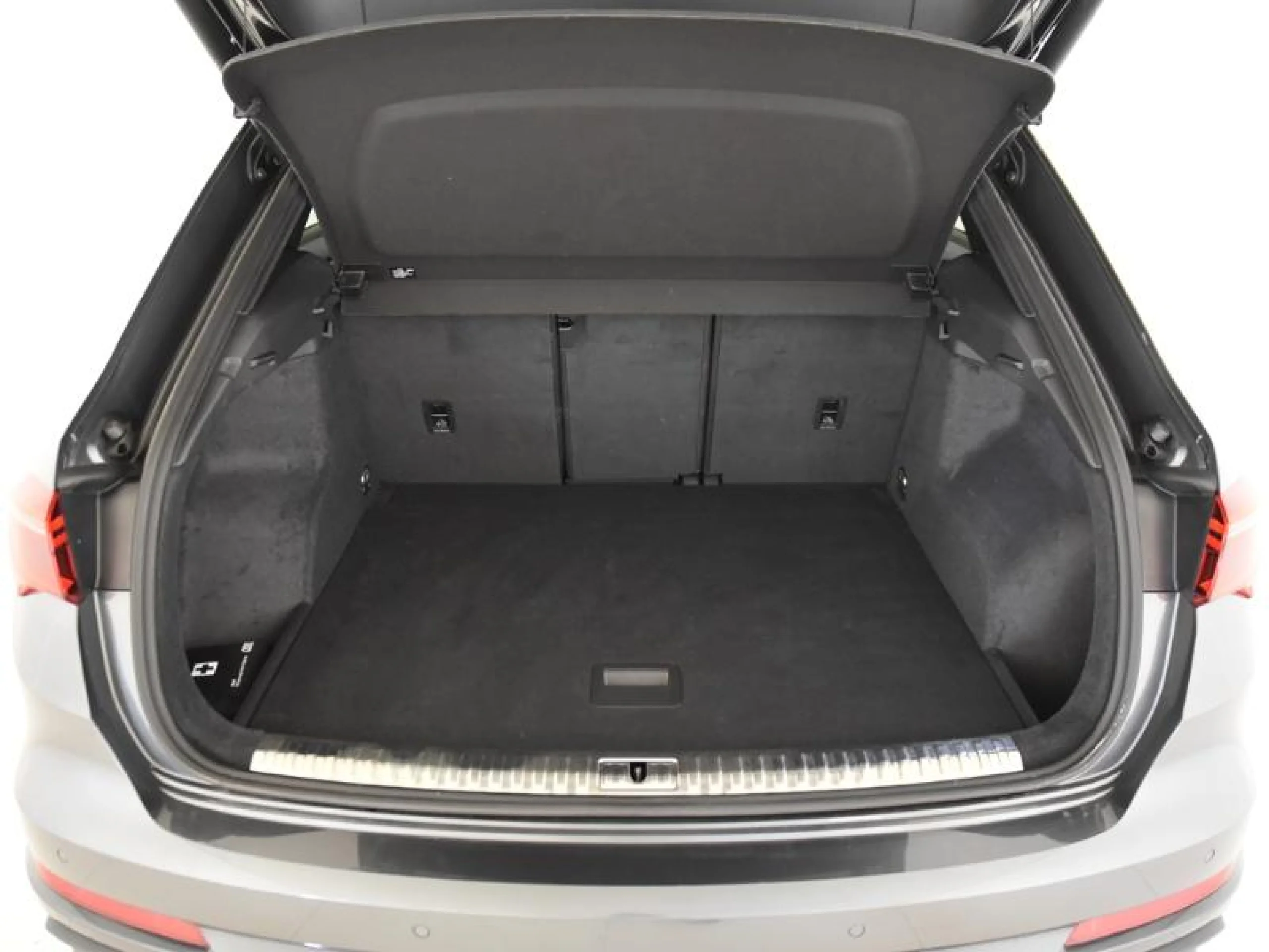 AUDI Q3 S LINE 35 TFSI 110KW (150CV) S TRONIC - Foto 7