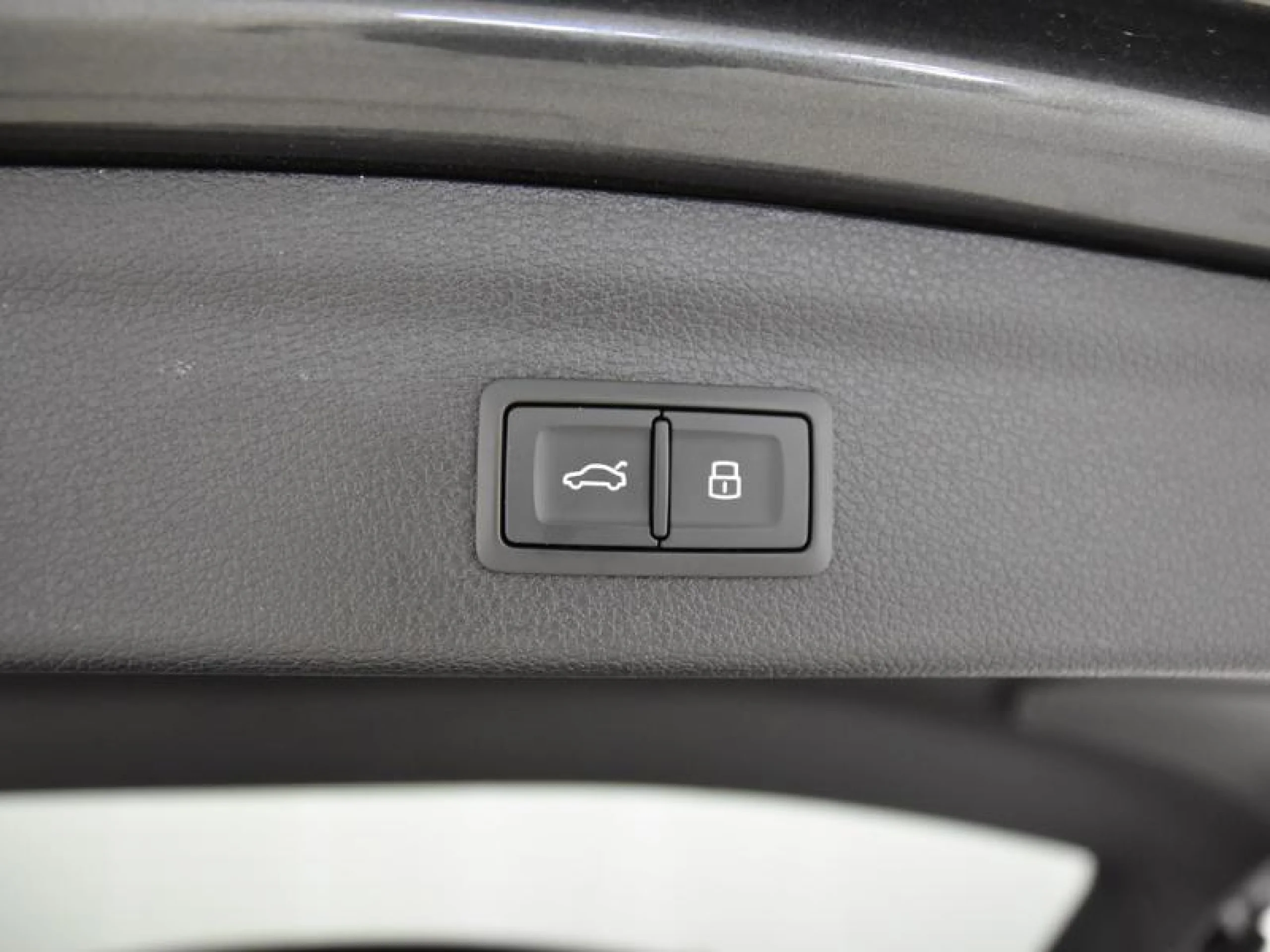 AUDI Q3 S LINE 35 TFSI 110KW (150CV) S TRONIC - Foto 9