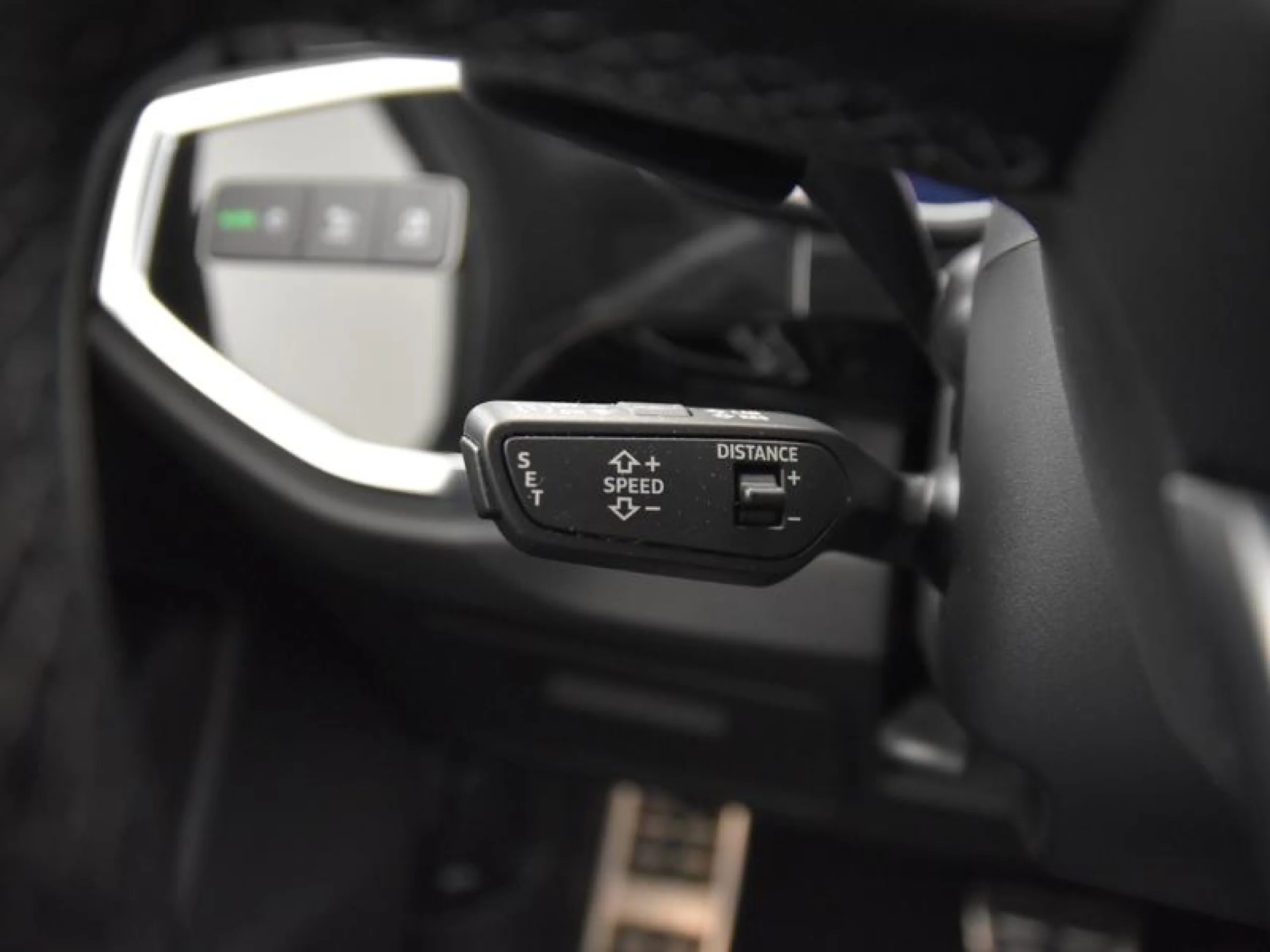 AUDI Q3 S LINE 35 TFSI 110KW (150CV) S TRONIC - Foto 18