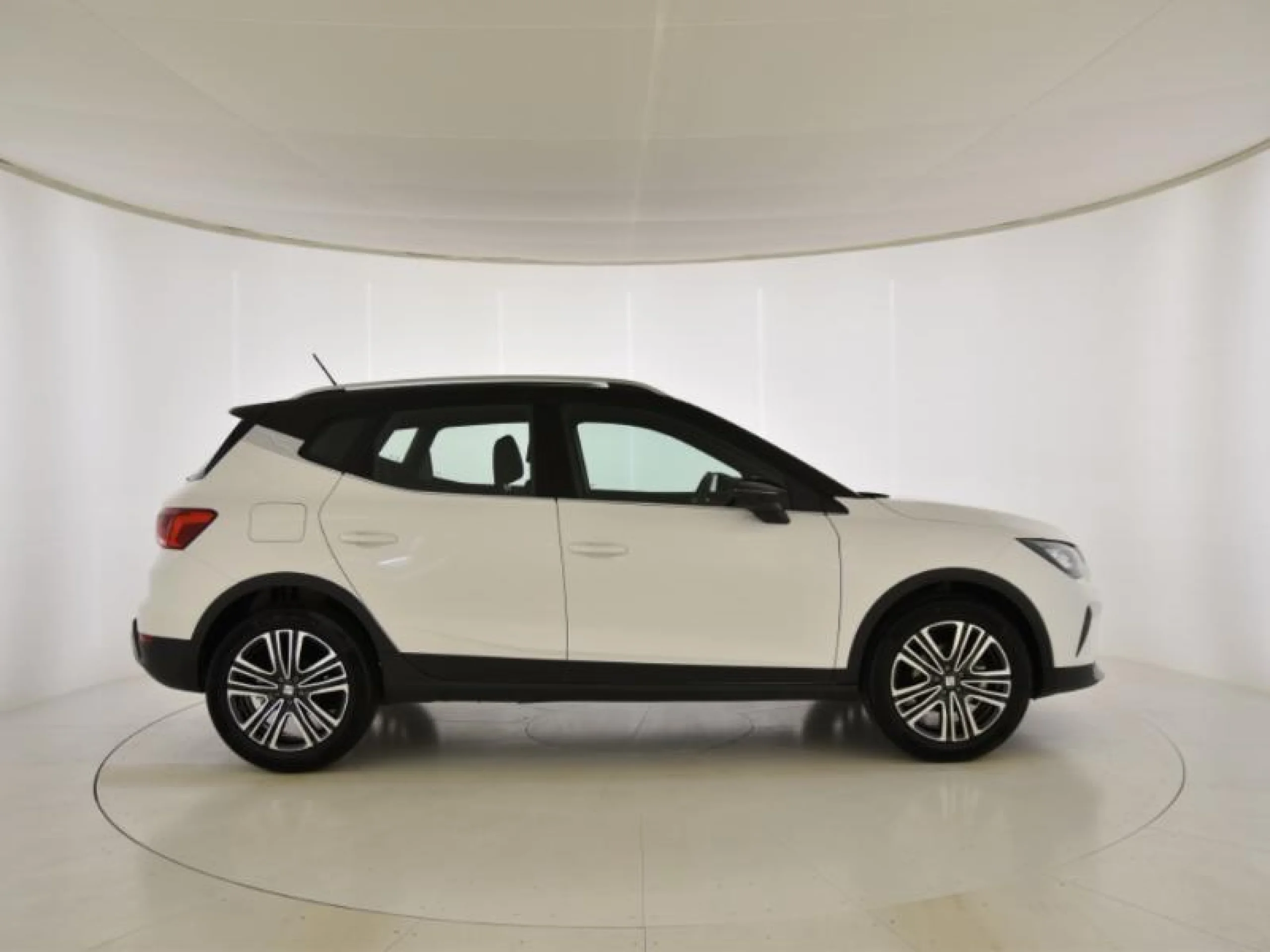 SEAT ARONA 1.0 TSI 81KW (110CV) XPERIENCE - Foto 3