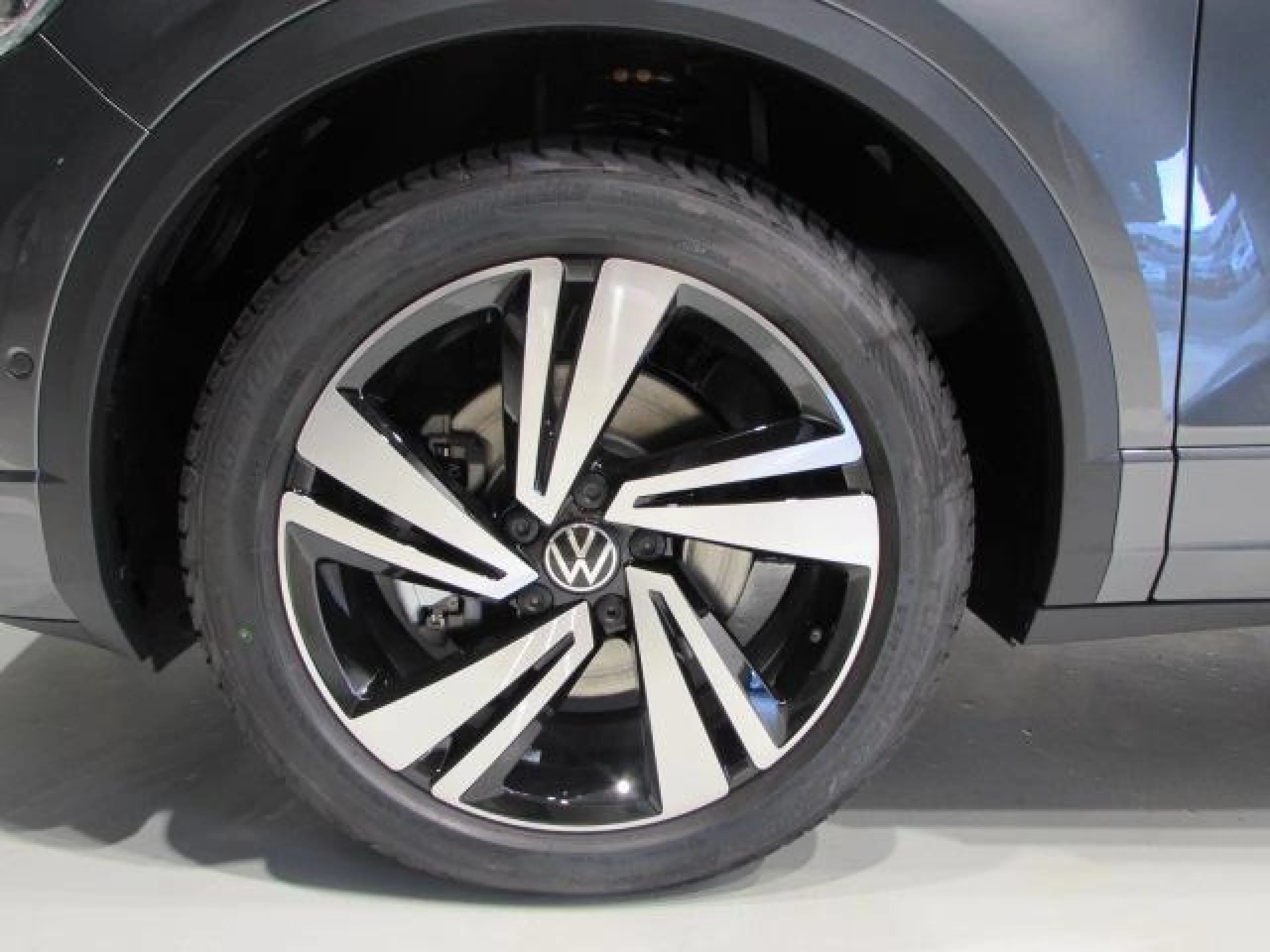 VOLKSWAGEN T ROC R LINE 2.0 TDI 110KW (150CV) DSG - Foto 8