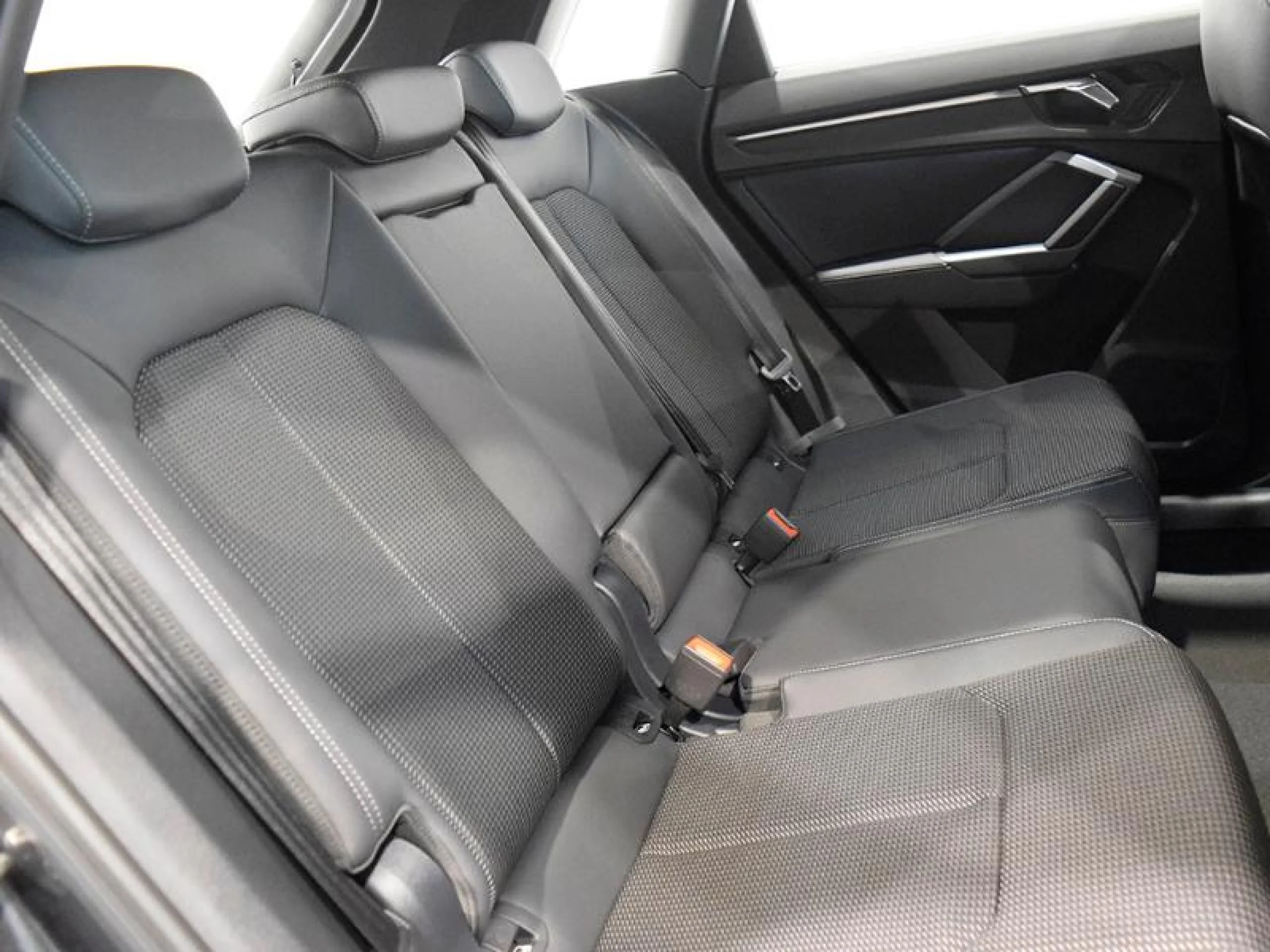 AUDI Q3 GENUINE ED.40 TDI 142KW S TRONIC QUATTRO - Foto 8