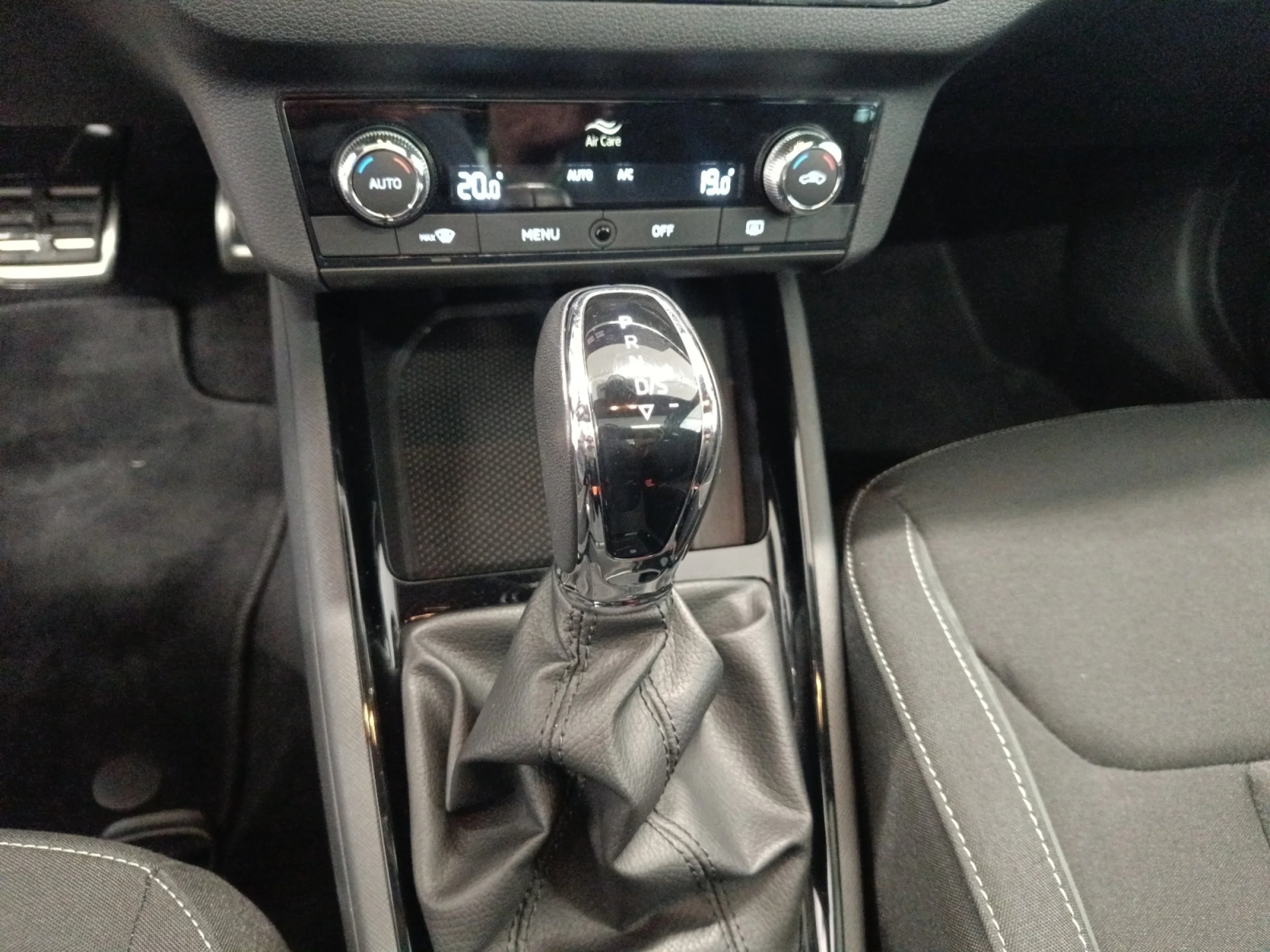 SKODA KAMIQ 1.5 TSI 110KW (150CV) DSG SPORT - Foto 10