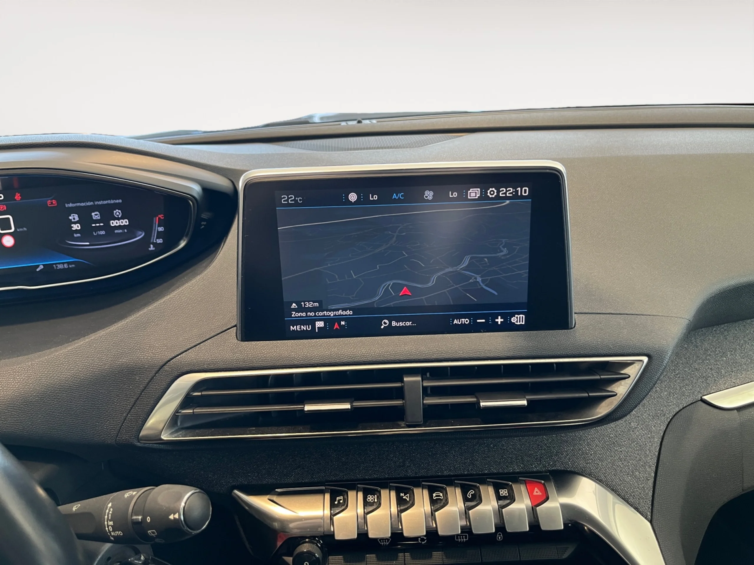 PEUGEOT 3008 1.5 BLUEHDI 96KW (130CV) S&S ALLURE - Foto 14