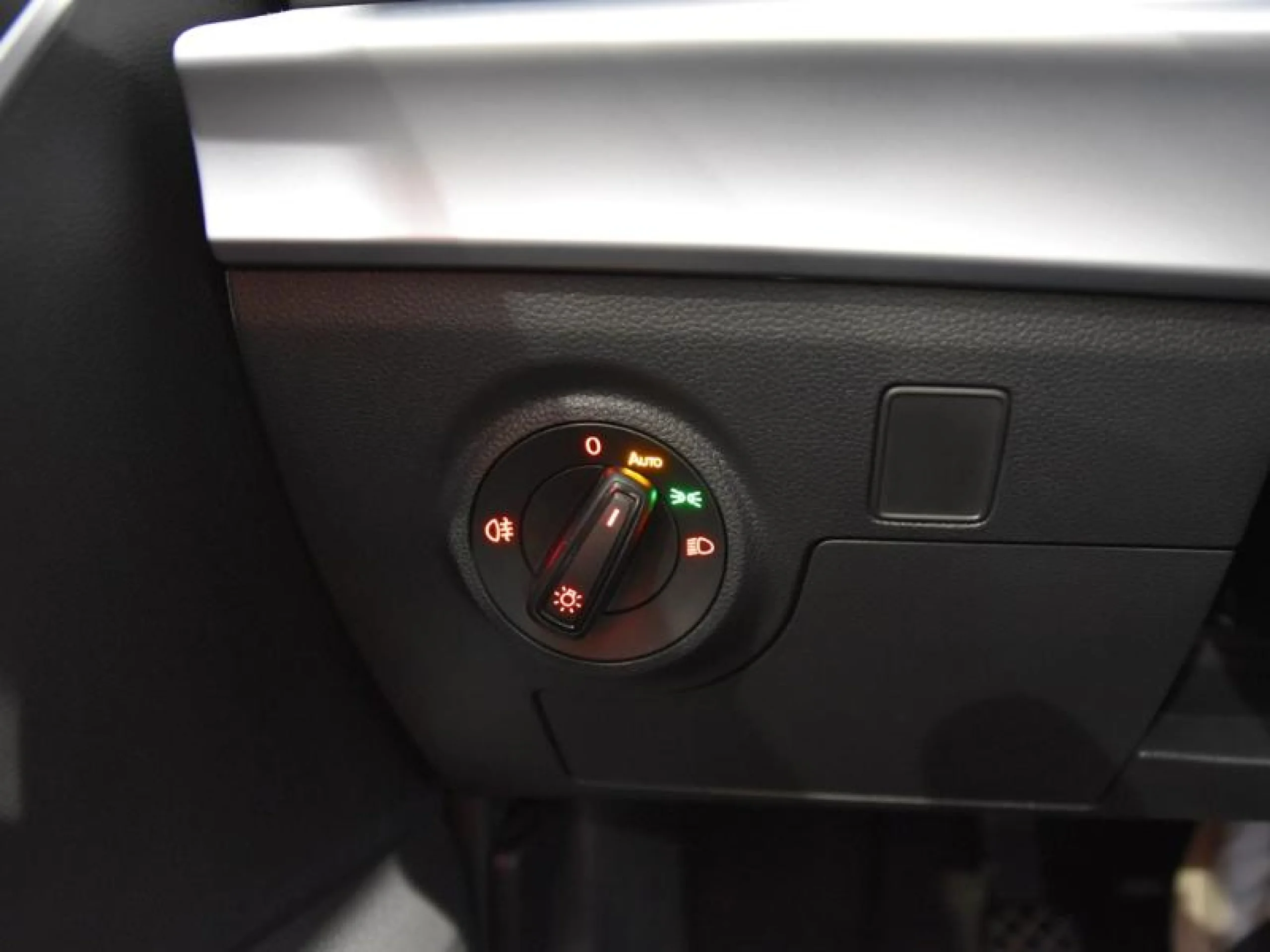 SEAT ARONA 1.0 TSI 81KW (110CV) FR PLUS - Foto 18