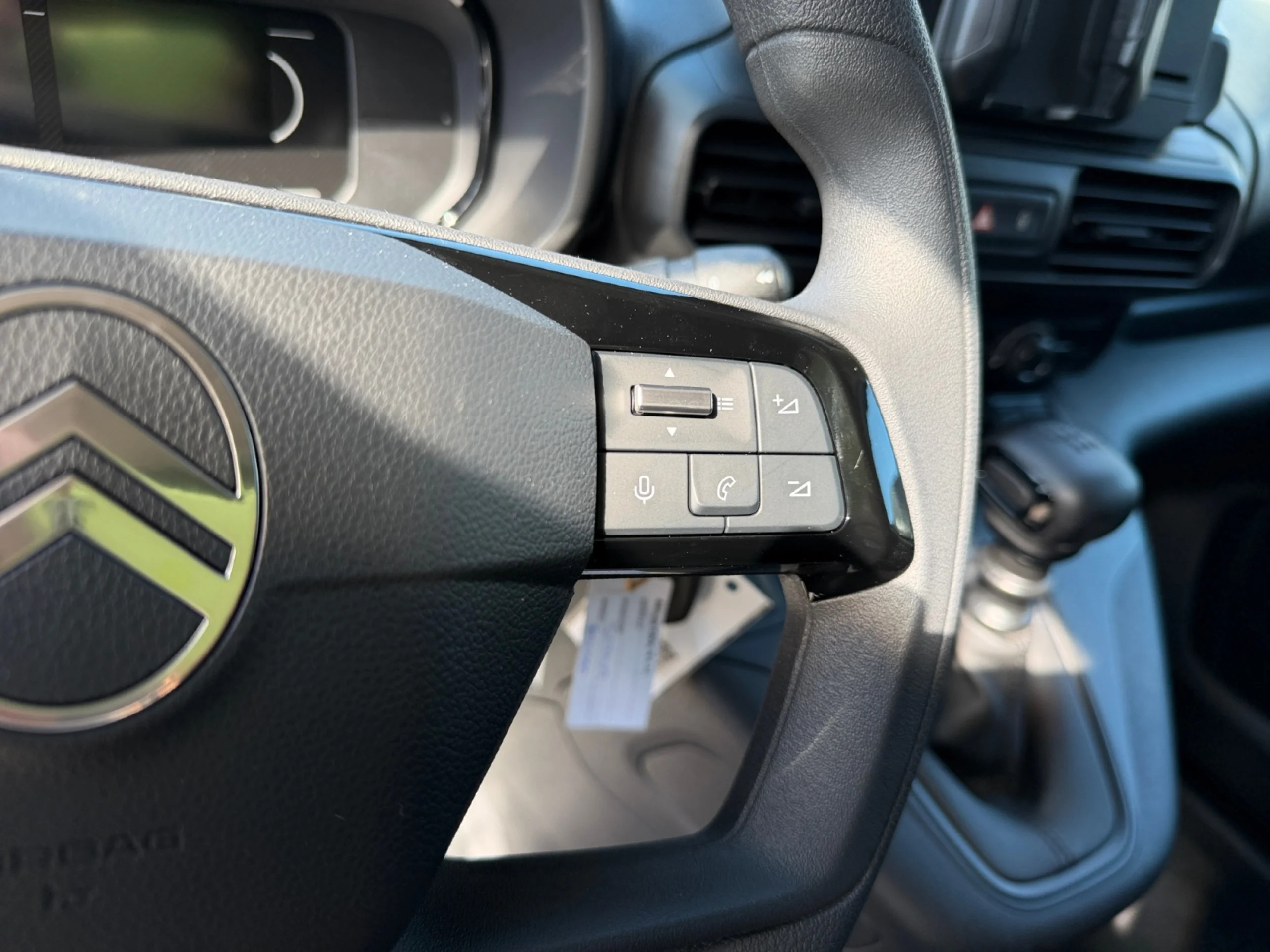 CITROEN BERLINGO TALLA XL BLUEHDI 100 - Foto 10