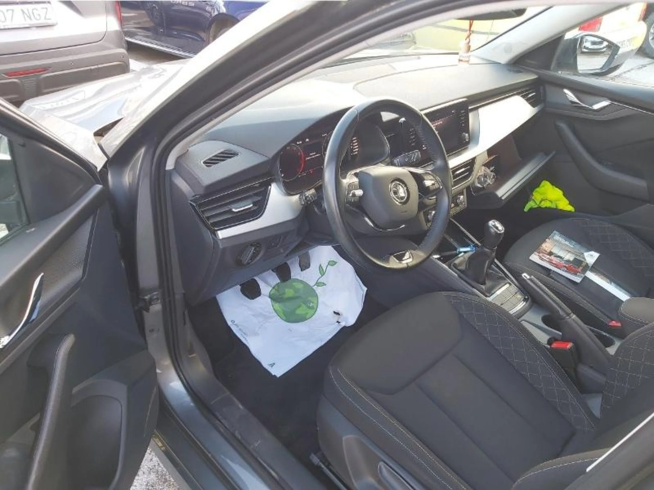 SKODA KAMIQ 1.5 TSI 110KW (150CV) EMOTION - Foto 2