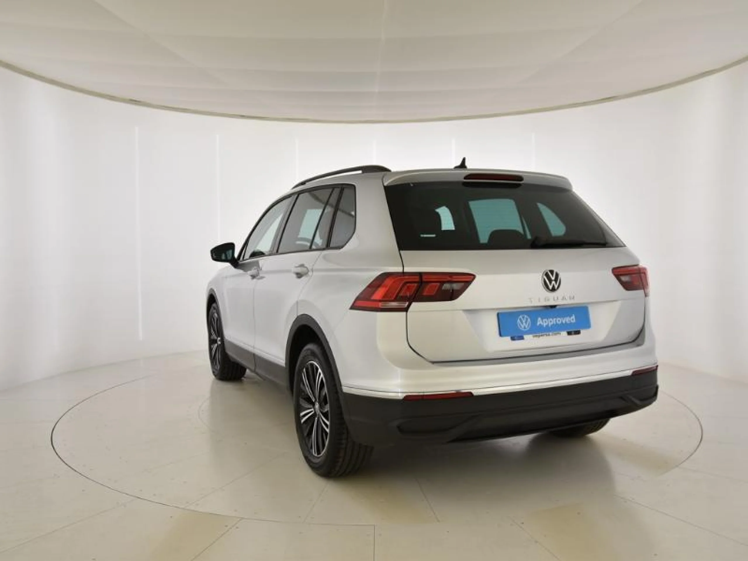 VOLKSWAGEN TIGUAN LIFE 2.0 TDI 110KW (150CV) DSG - Foto 2