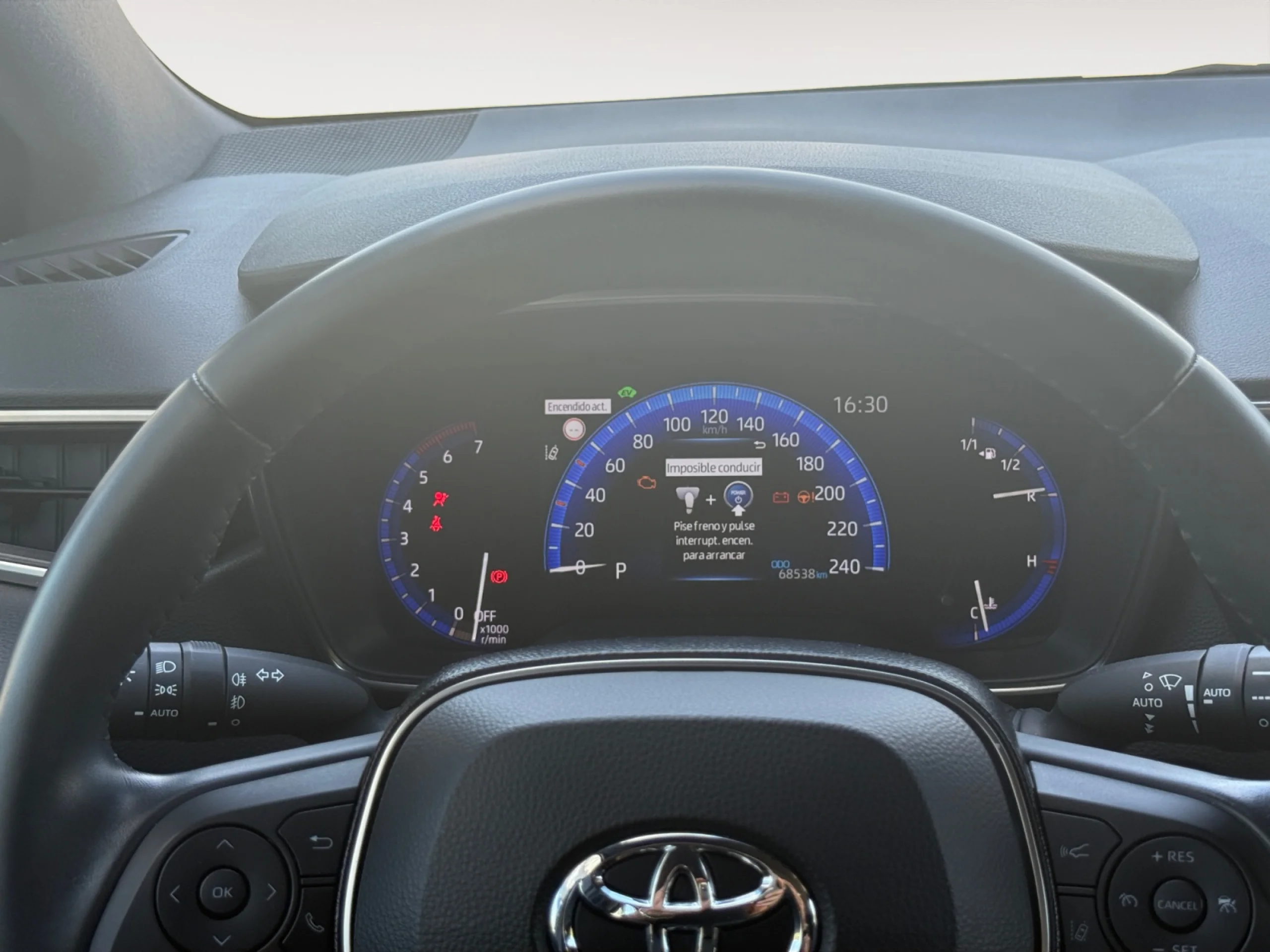 TOYOTA COROLLA 1.8 125H ACTIVE TECH E CVT - Foto 10