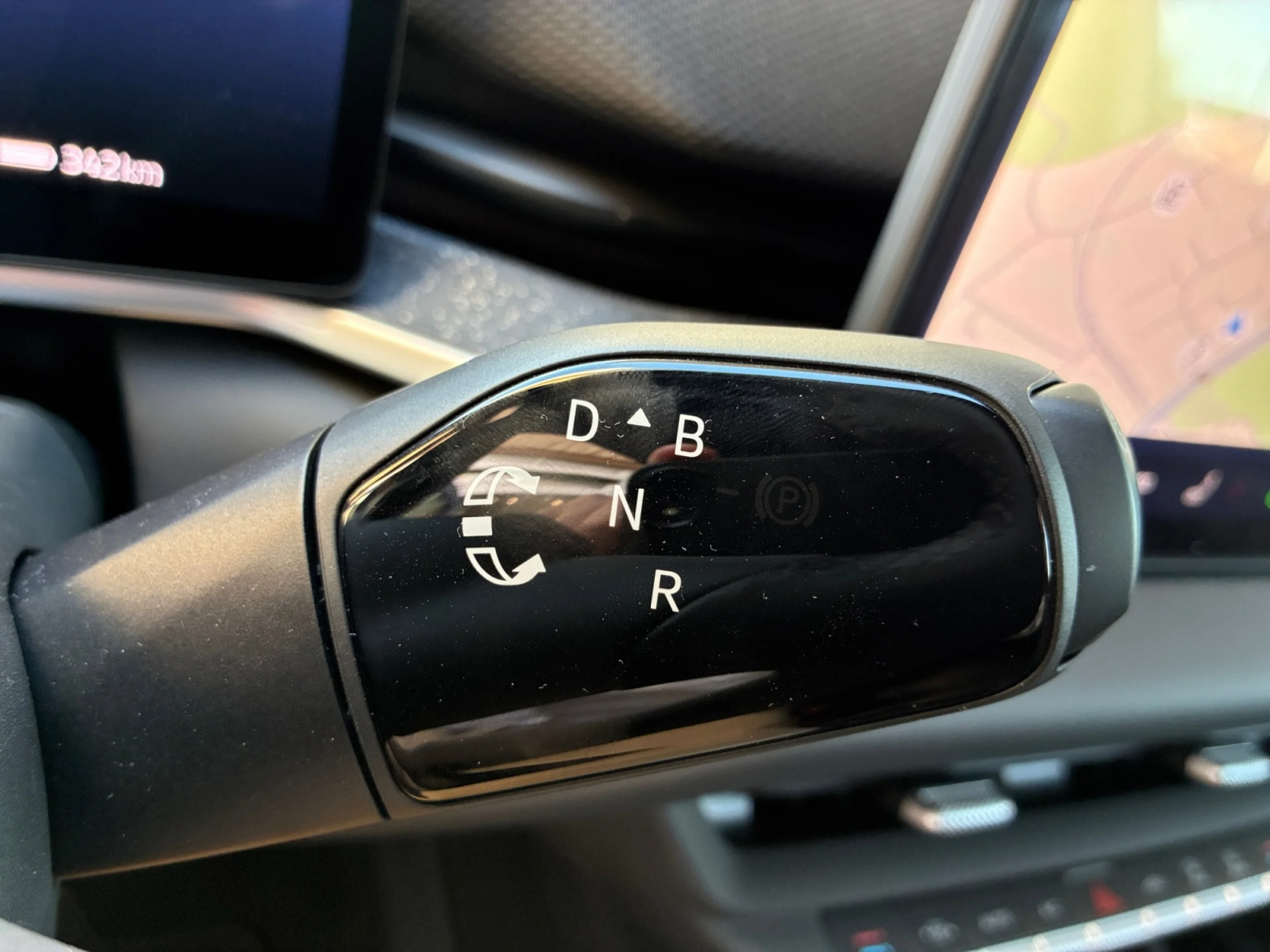 VOLKSWAGEN ID.3 ID.3 NEO LIFE   125 KW (170 CV) 50 KWH AUTOMÁTICO 1 VEL. - Foto 17