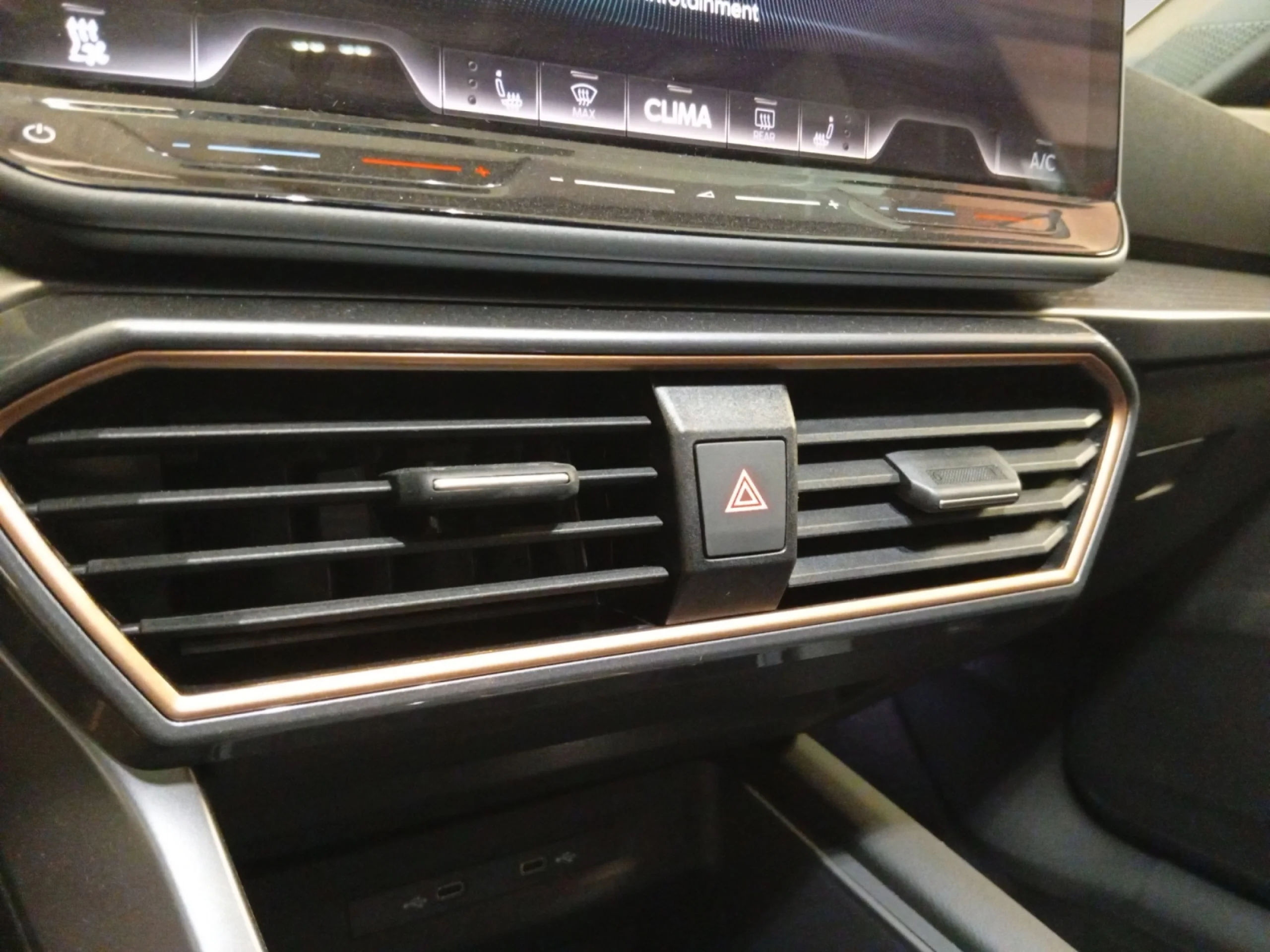 CUPRA LEON 1.5 TSI E HYBRID 200KW (272CV) VZ DSG - Foto 13