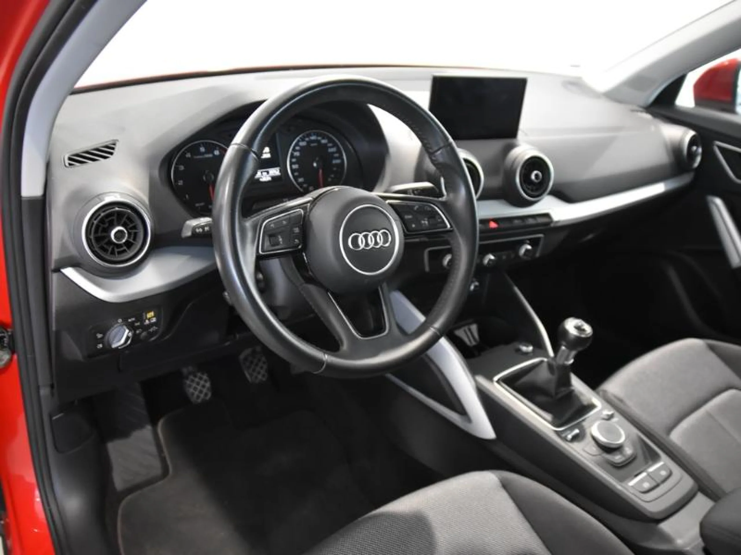 AUDI Q2 SPORT ED 1.4 TFSI 110KW COD S TRONIC - Foto 9