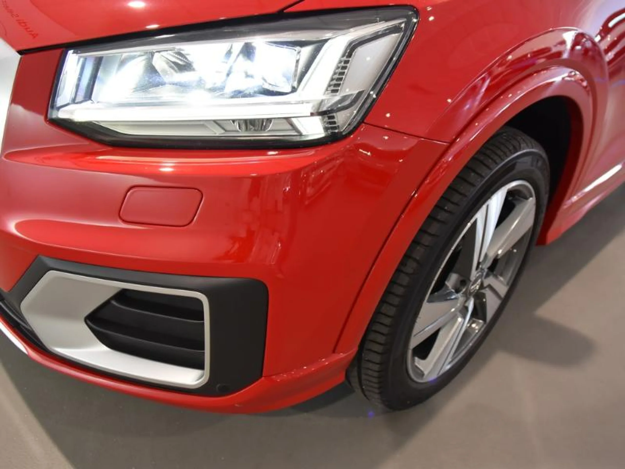 AUDI Q2 SPORT ED 1.4 TFSI 110KW COD S TRONIC - Foto 19