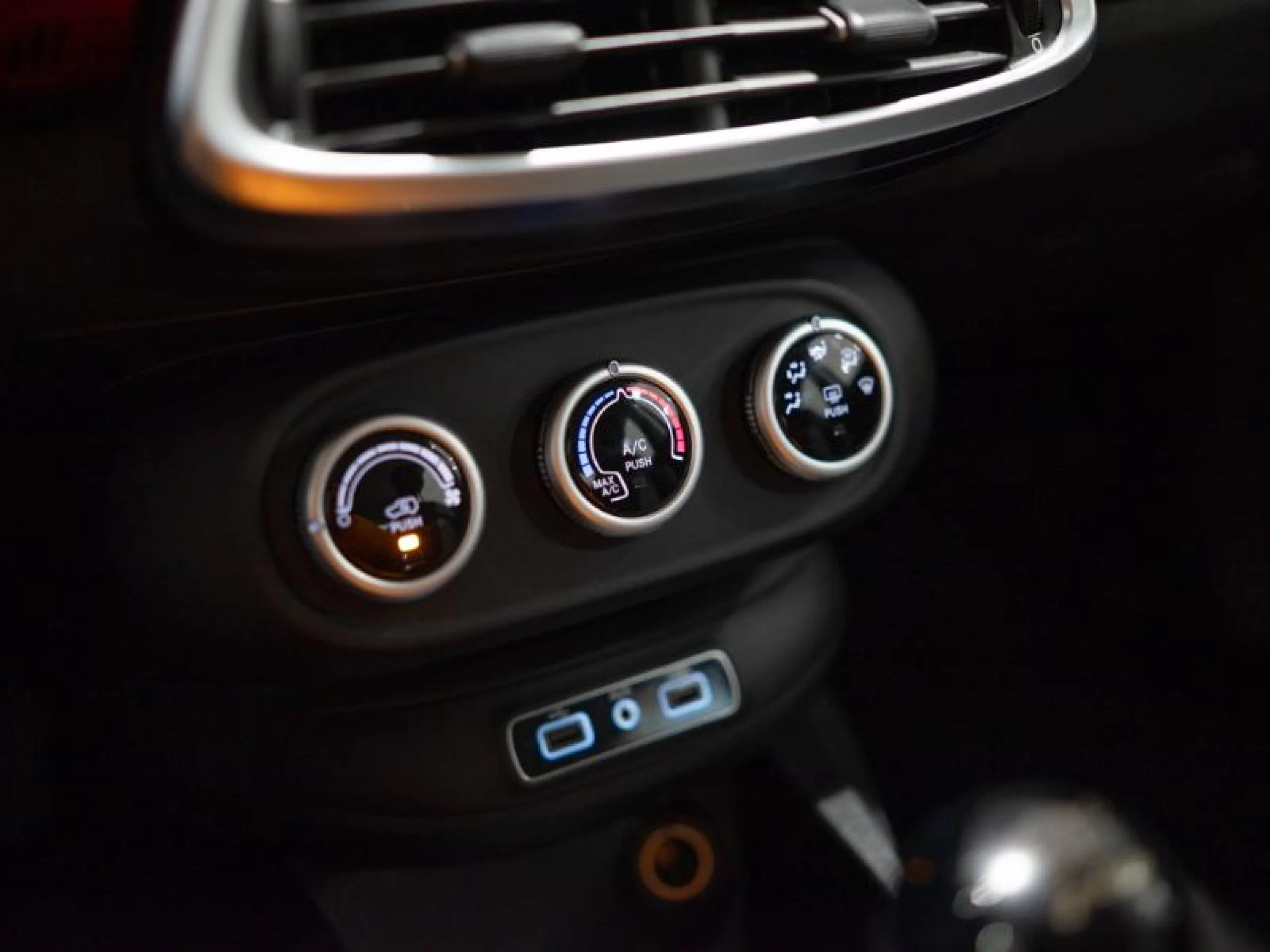FIAT 500X LOUNGE 1.6 E TORQ 81KW (110CV) 4X2 - Foto 13