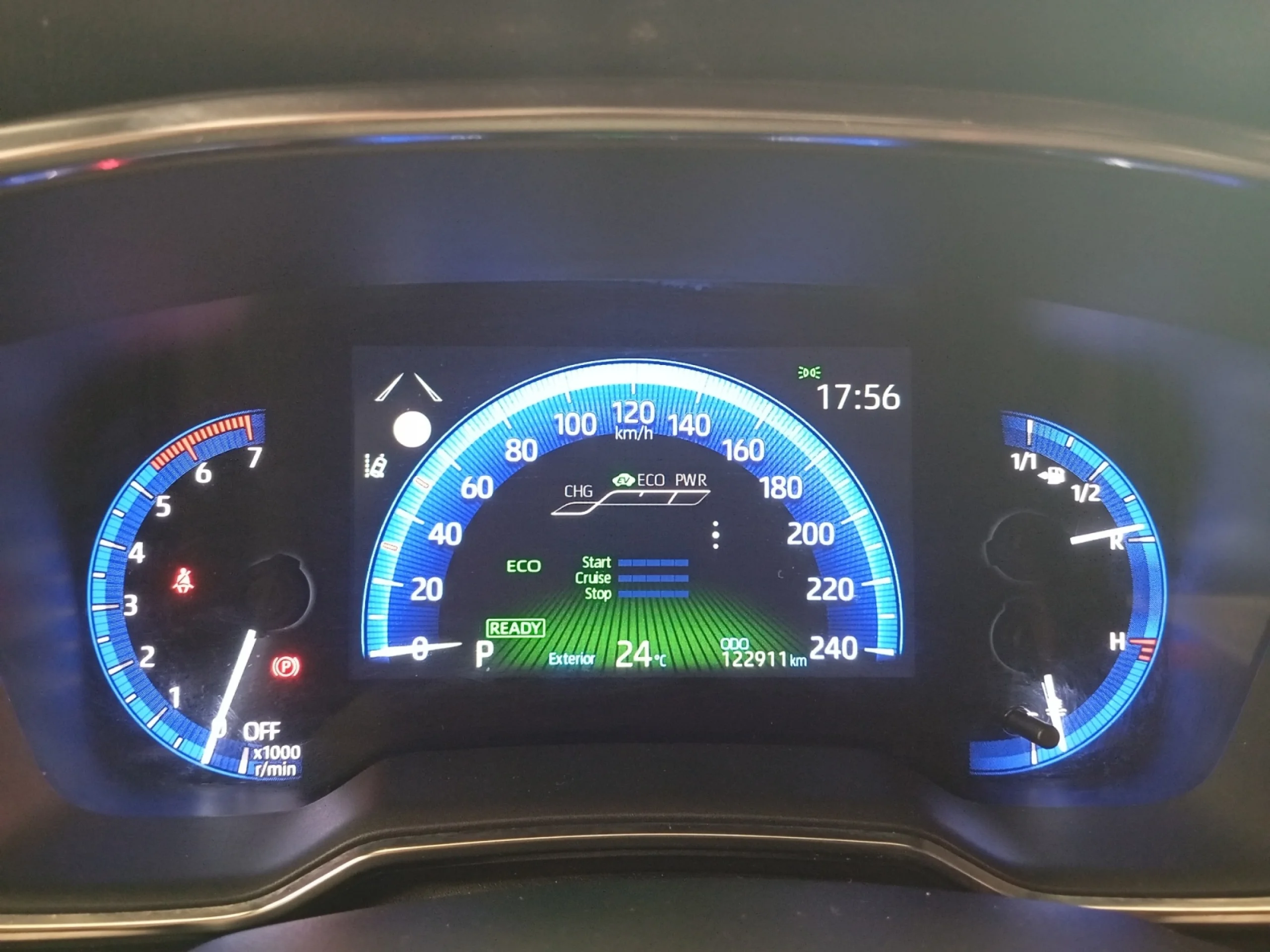 TOYOTA COROLLA 1.8 125H STYLE E CVT TOURING SPORT - Foto 10