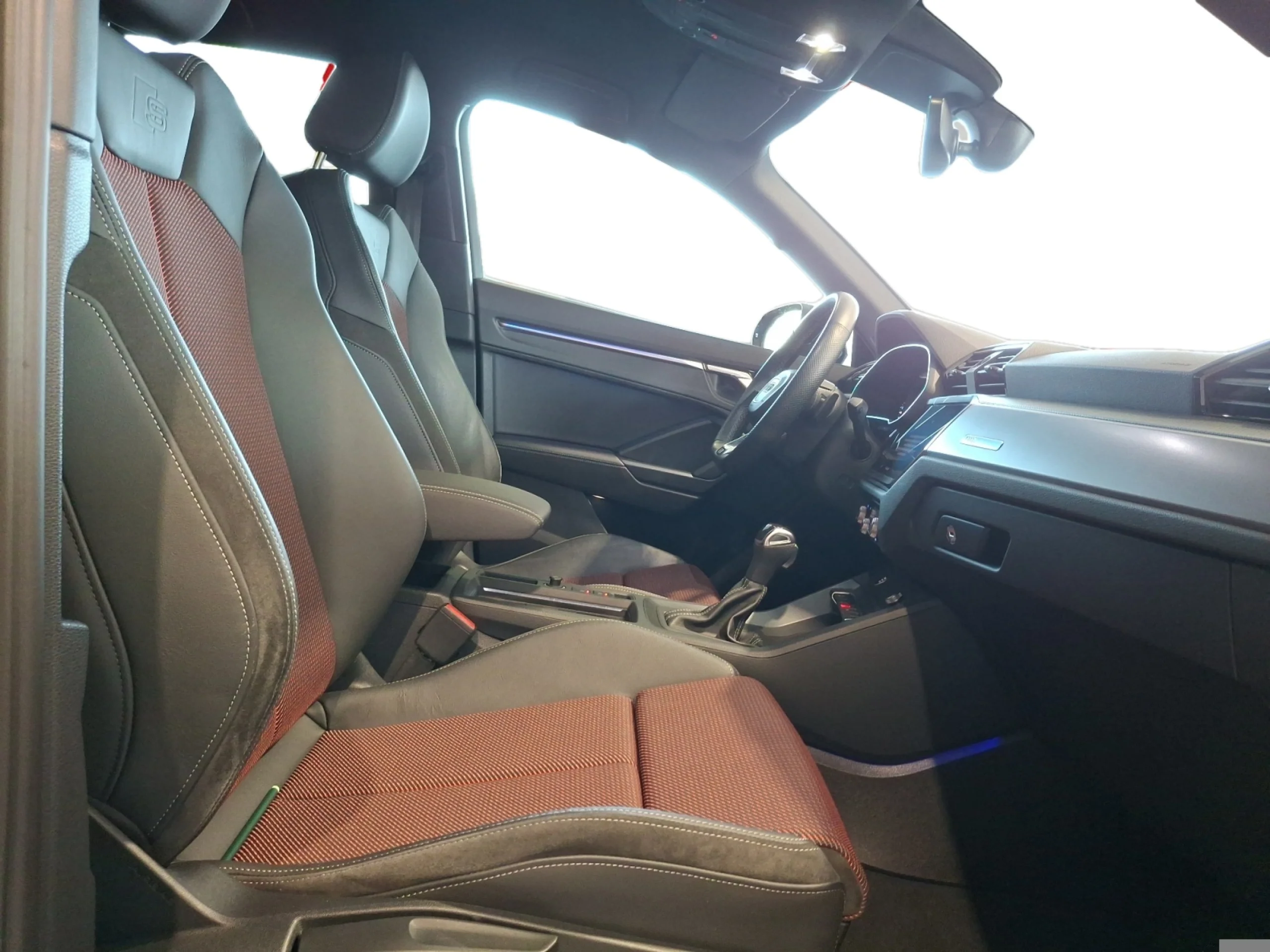 AUDI Q3 S LINE 35 TDI 110KW (150CV) S TRONIC - Foto 4