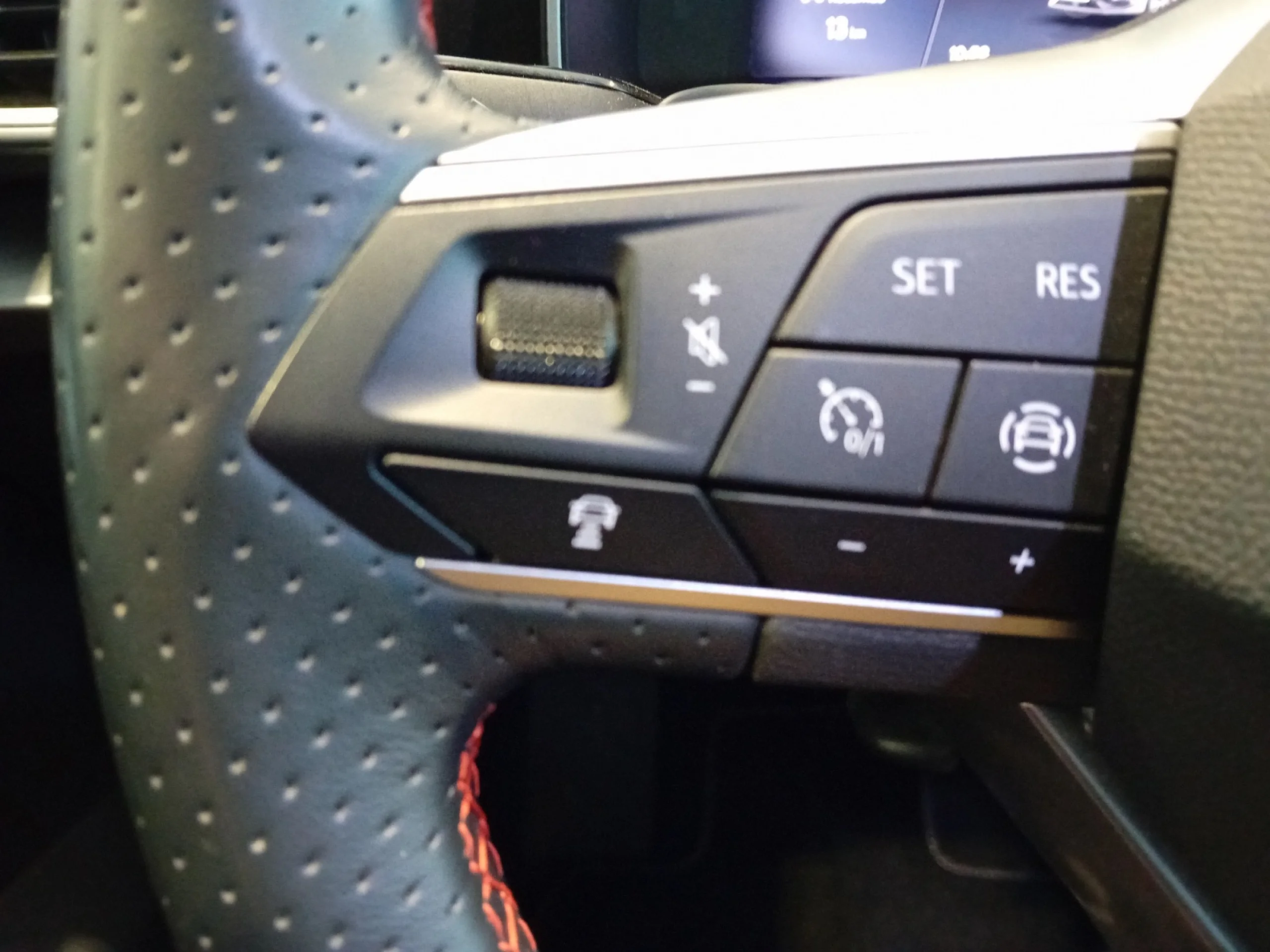 SEAT LEON SP 1.5 ETSI 110KW DSG S&S FR SPECIAL ED - Foto 11