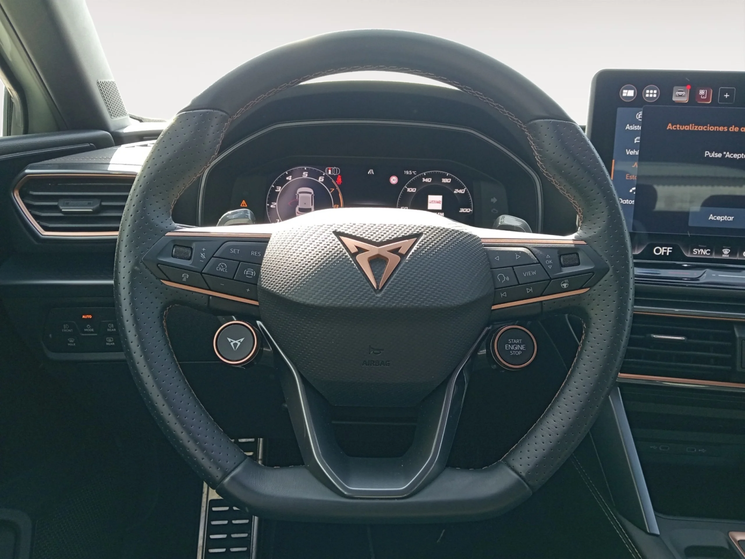 CUPRA LEON 1.5 ETSI 110KW (150CV) DSG - Foto 11