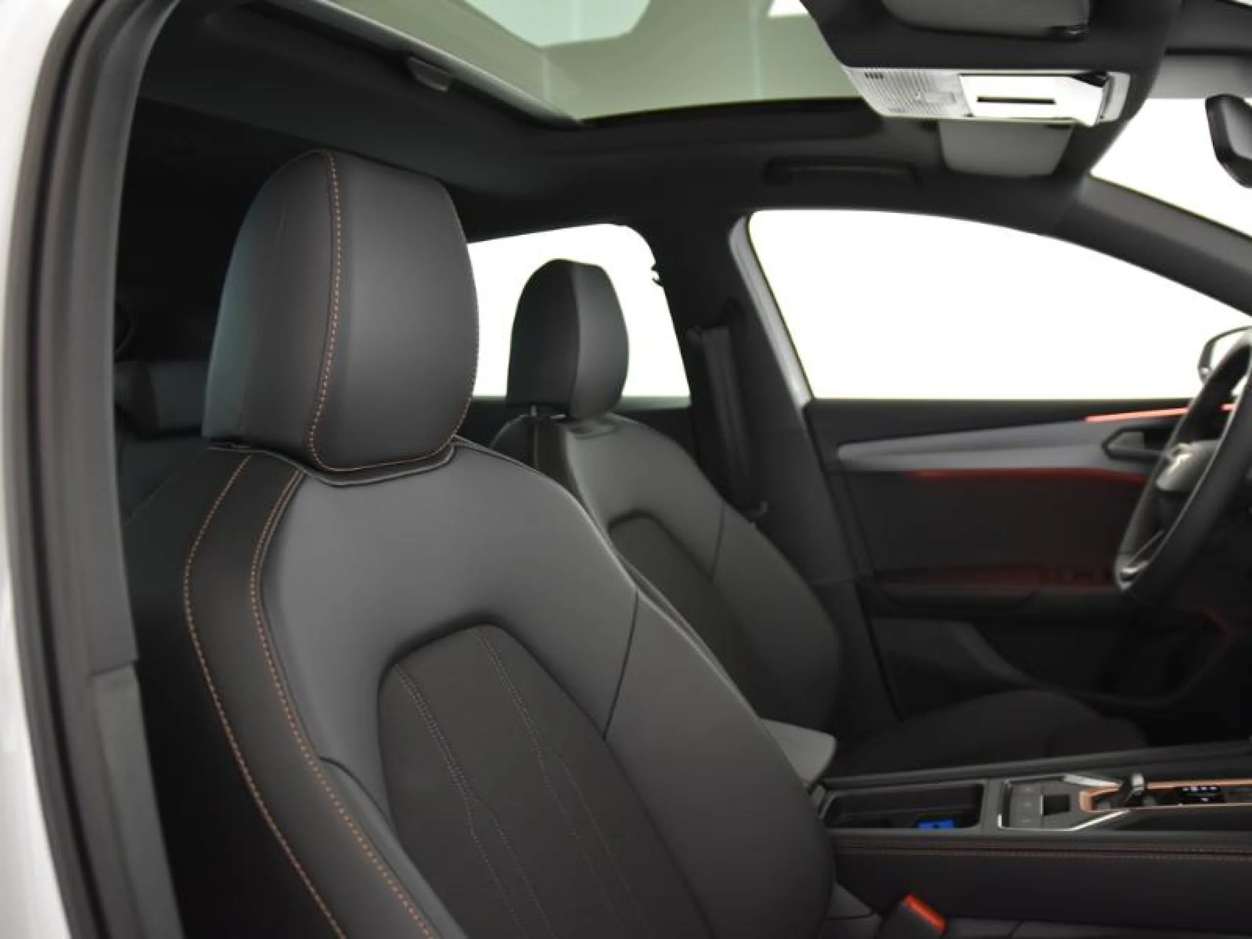 CUPRA LEON 1.5 ETSI 110KW (150CV) DSG - Foto 6