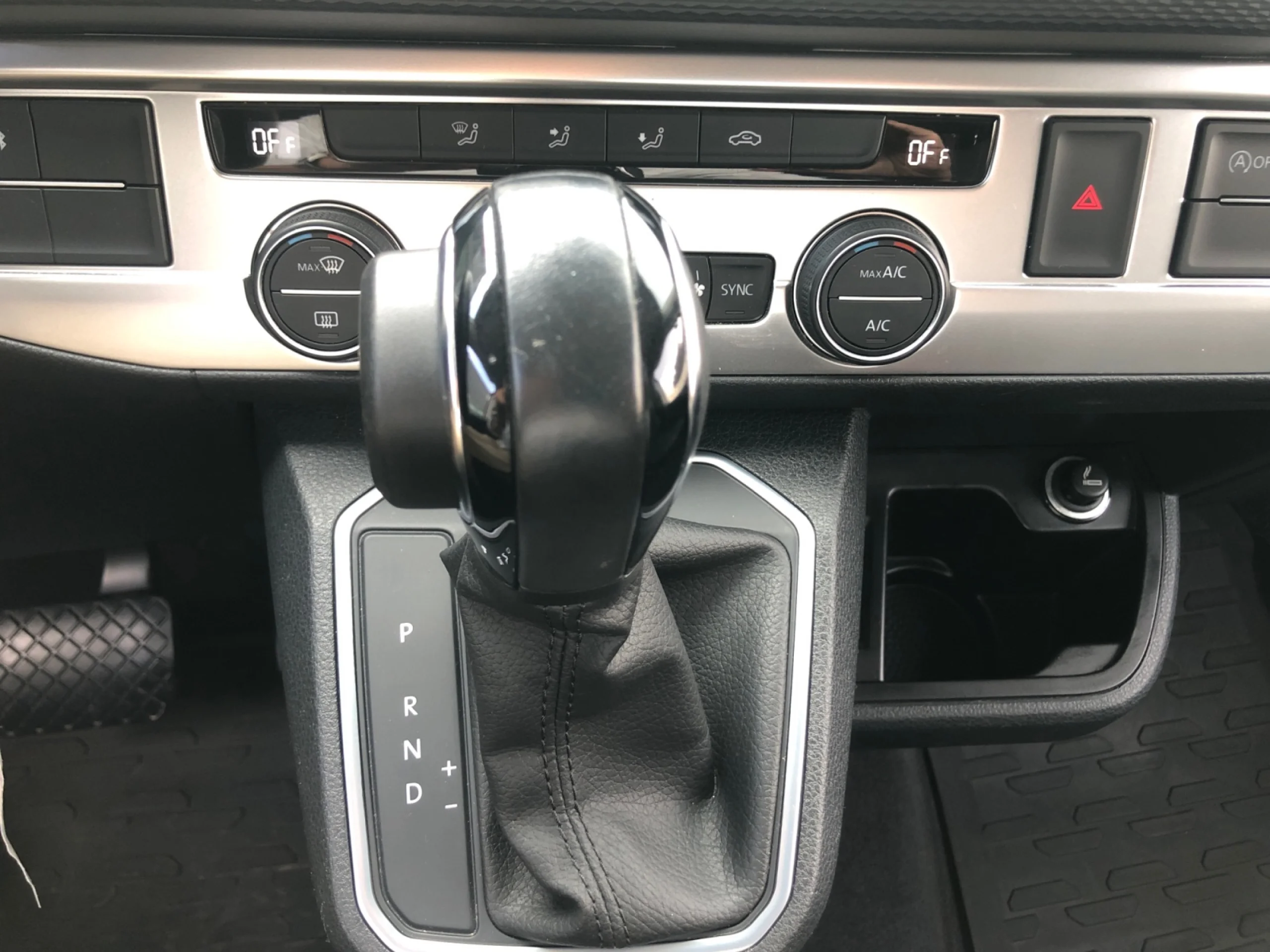 VOLKSWAGEN CALIFORNIA BEACH TOUR TDI 110KW (150CV) BMT DSG - Foto 17