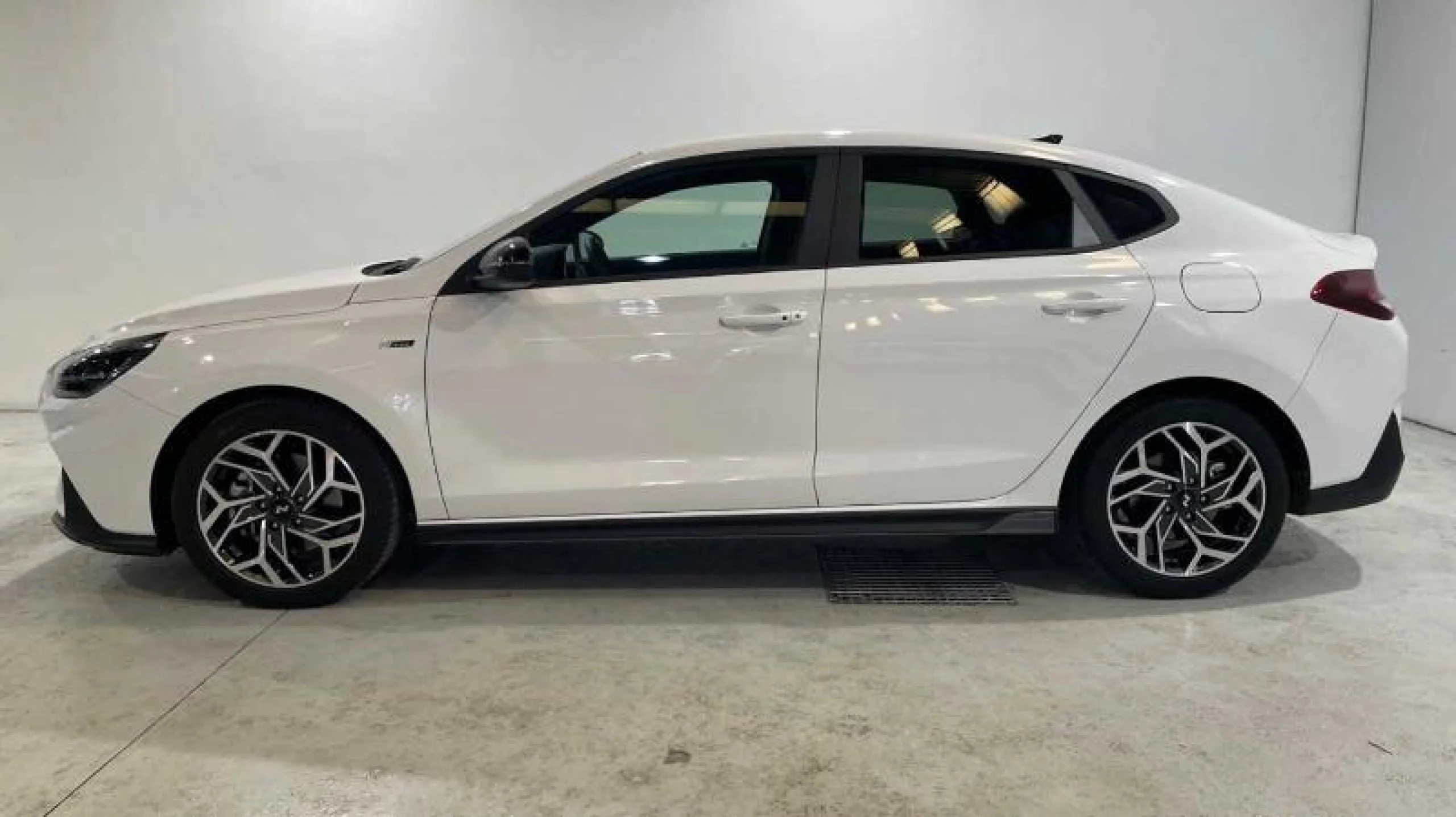 HYUNDAI I30 1.0 TGDI N LINE SE FASTBACK - Foto 13