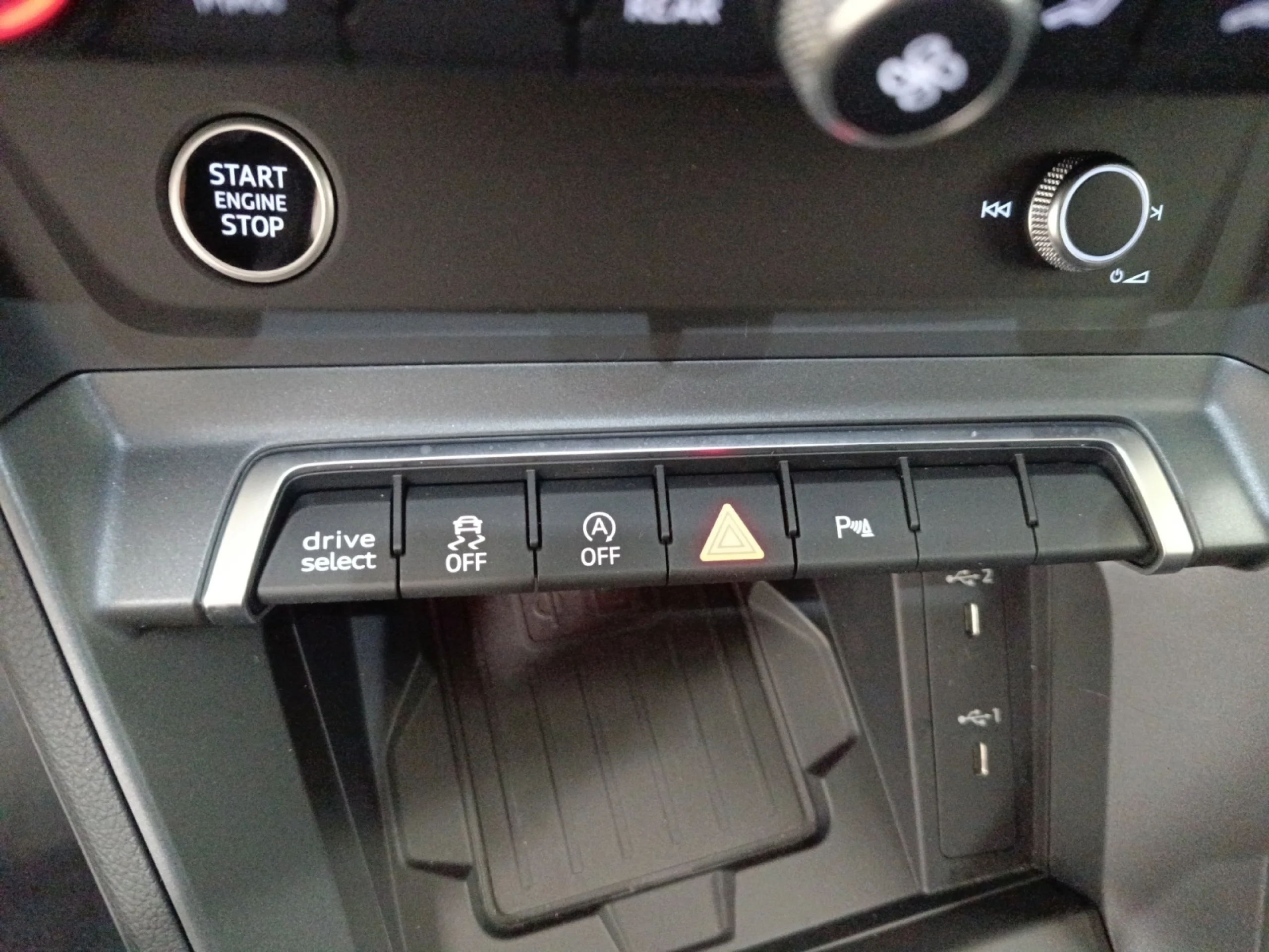 AUDI Q3 BLACK LINE 35 TDI 110KW (150CV) S TRONIC - Foto 13