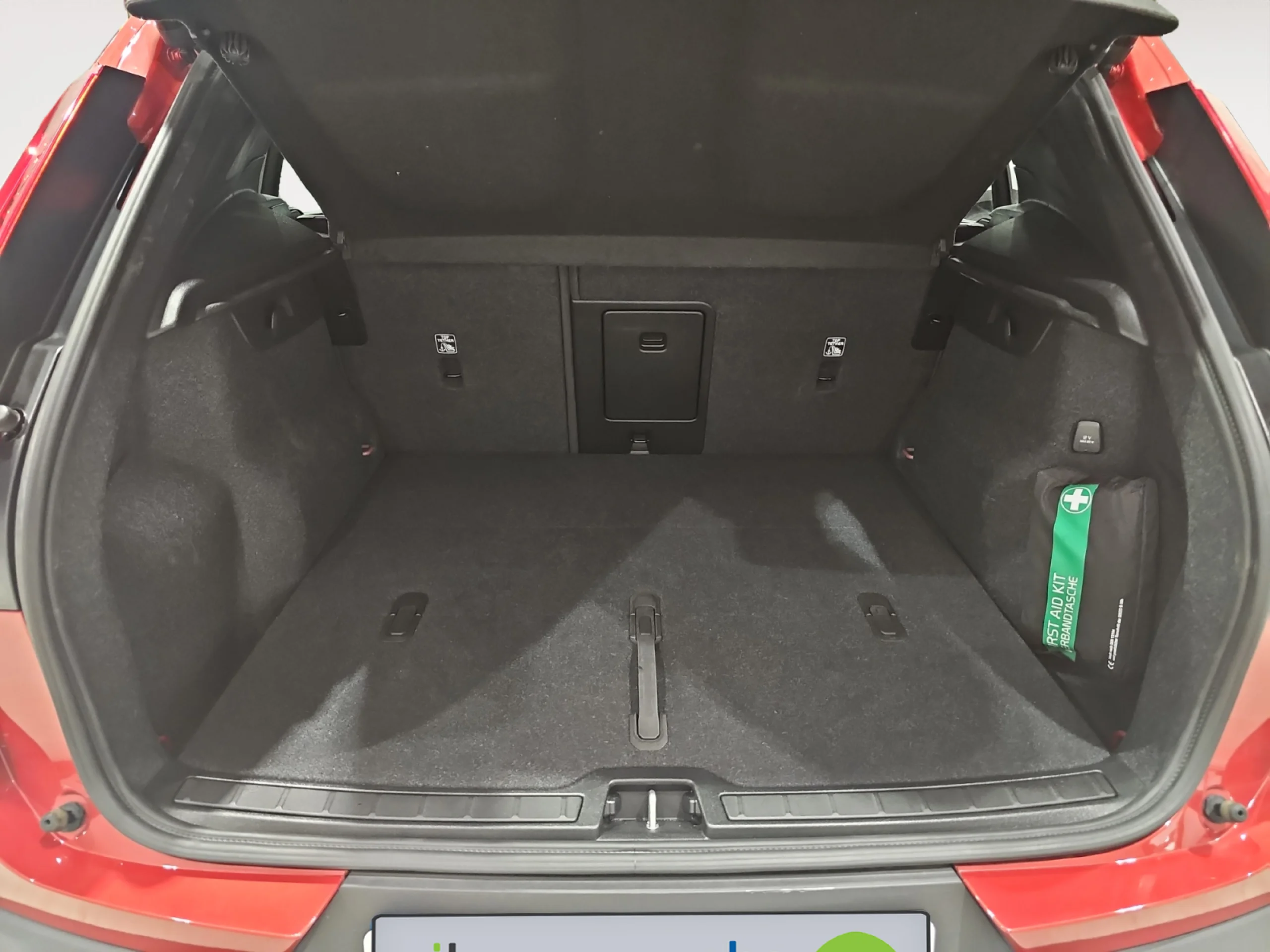 VOLVO XC40 2.0 B3 G PLUS DARK AUTO - Foto 8