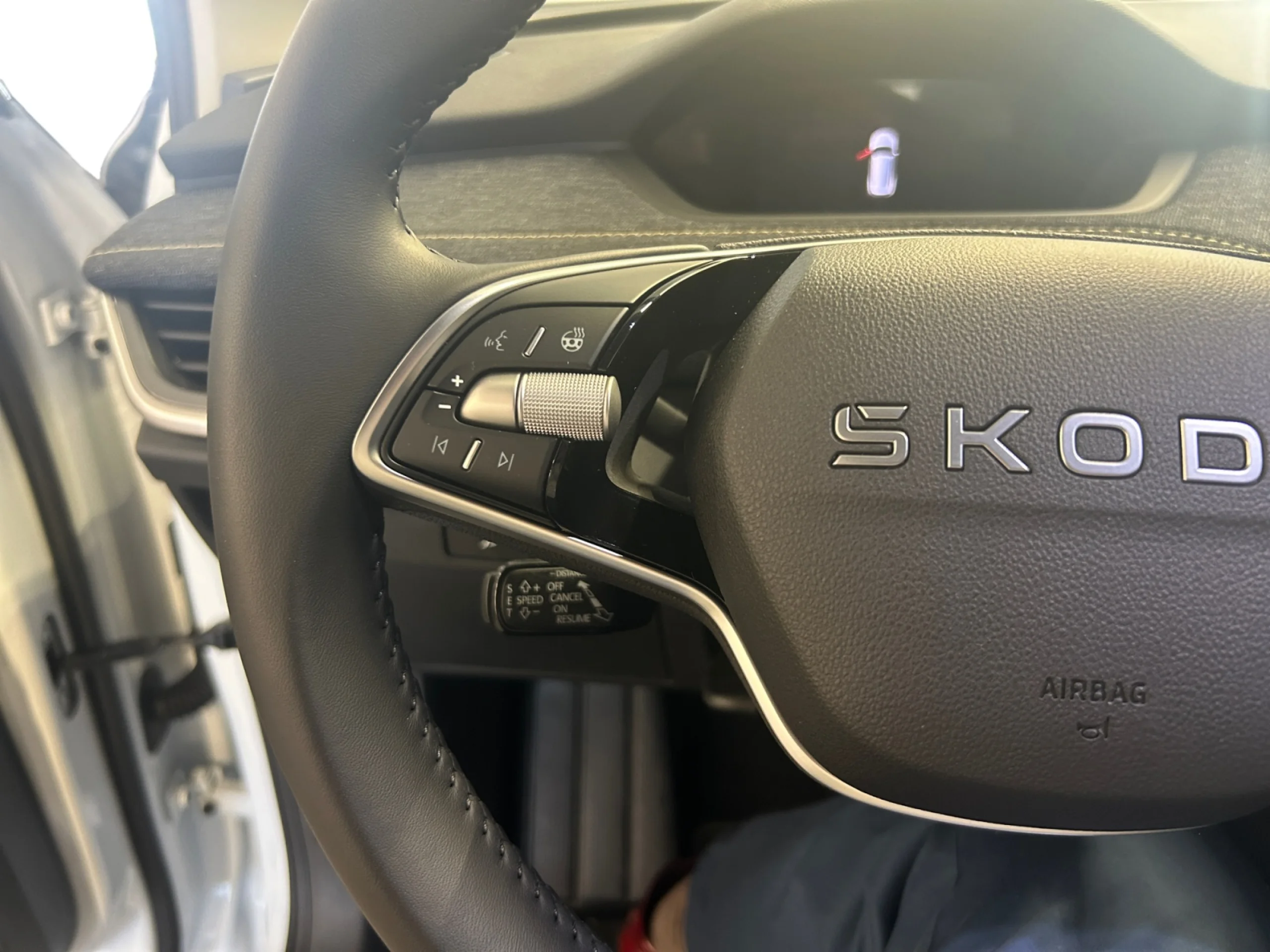 SKODA ELROQ 210 KW 82 KWH (77 KWH NETA) - Foto 11
