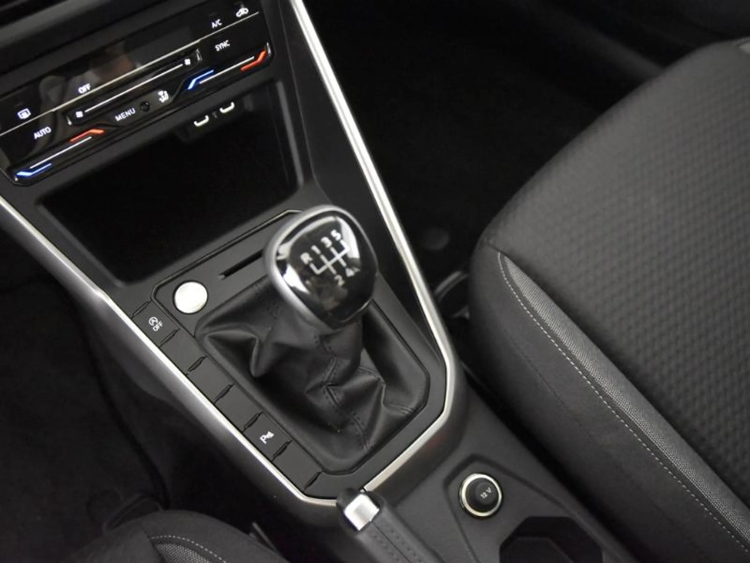 VOLKSWAGEN TAIGO TAIGO MÁS  1.0 TSI 85 KW (116 CV )  6 VEL. - Foto 9